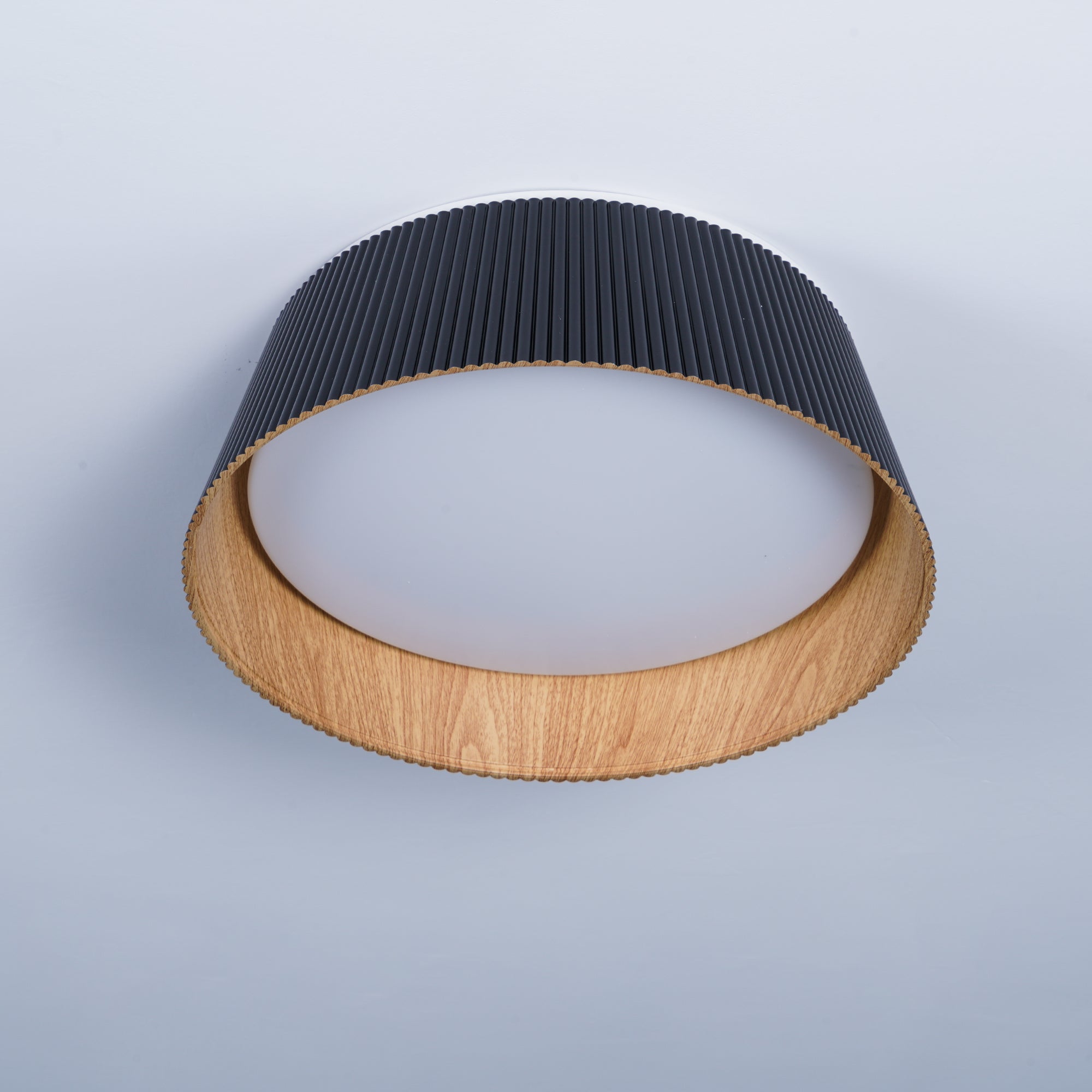 Modern Ribbed Ceiling Light - Lumpaz
