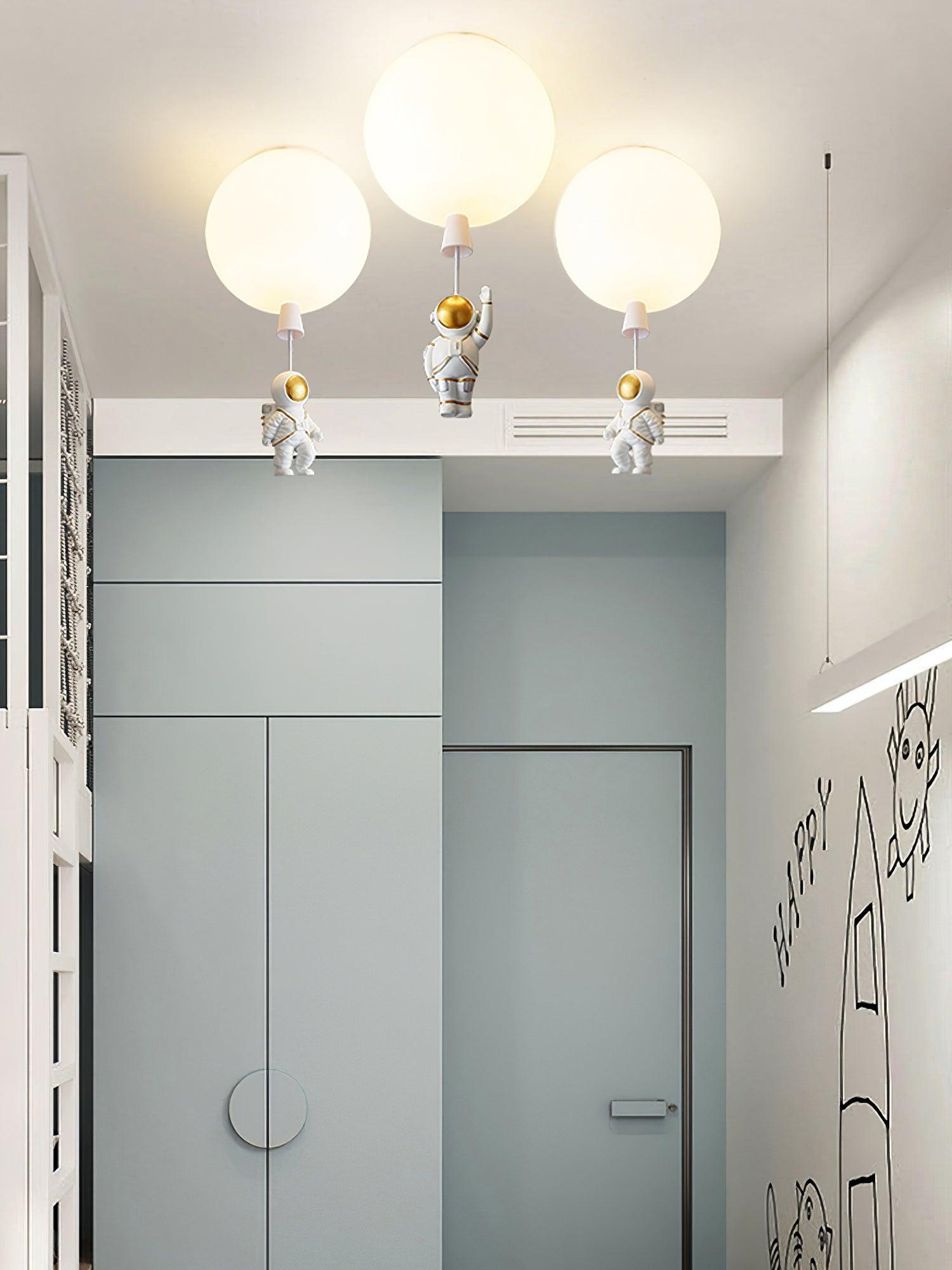 Balloon Glossy Ceiling Light - Lumpaz