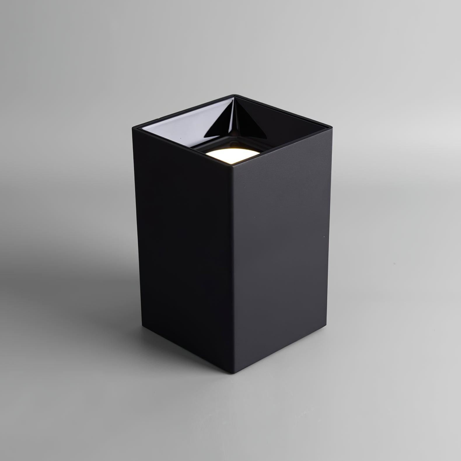 Cube Spotlight - Lumpaz
