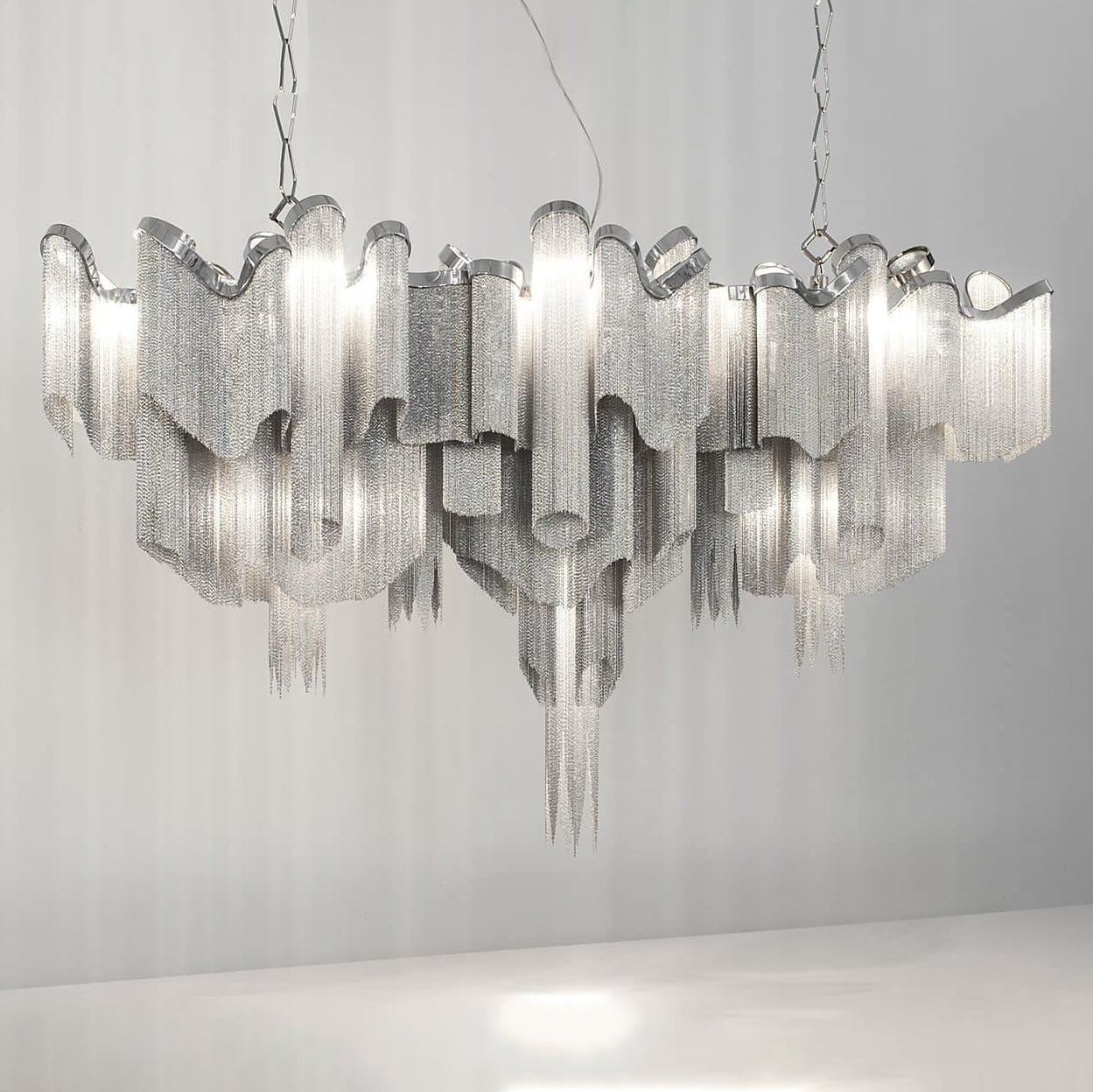Stream Chain Chandelier - Lumpaz