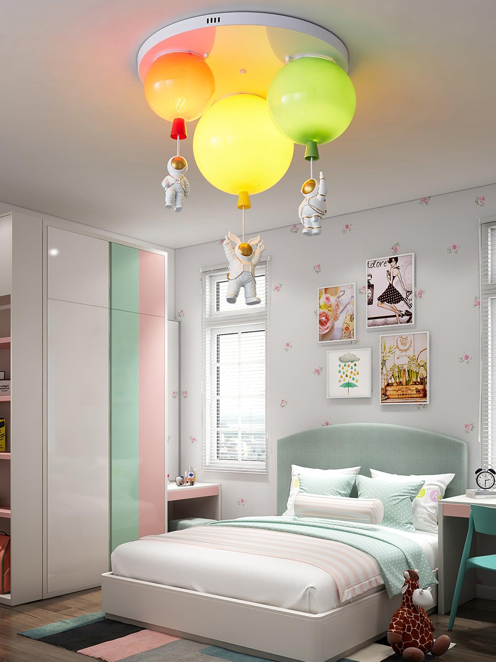 Astronaut Glossy Balloon Ceiling Lamp - Lumpaz