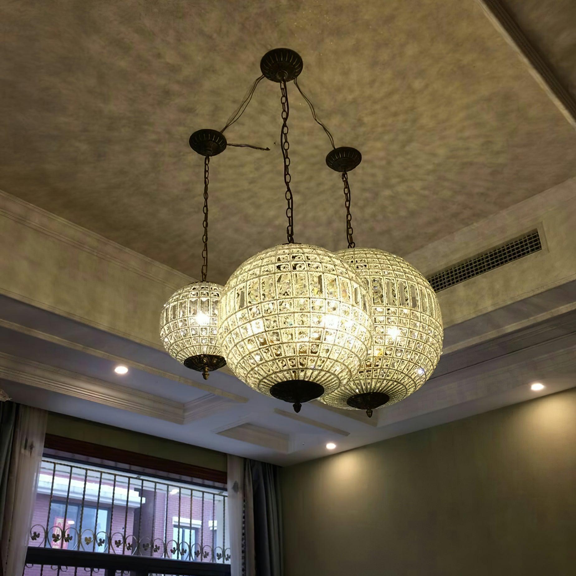 Traditional Gold Globe Chandelier - Lumpaz