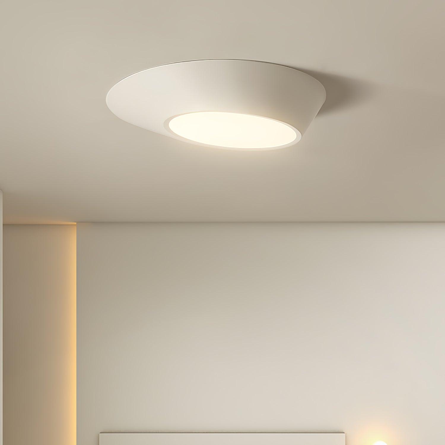Angled Ceiling Light - Lumpaz