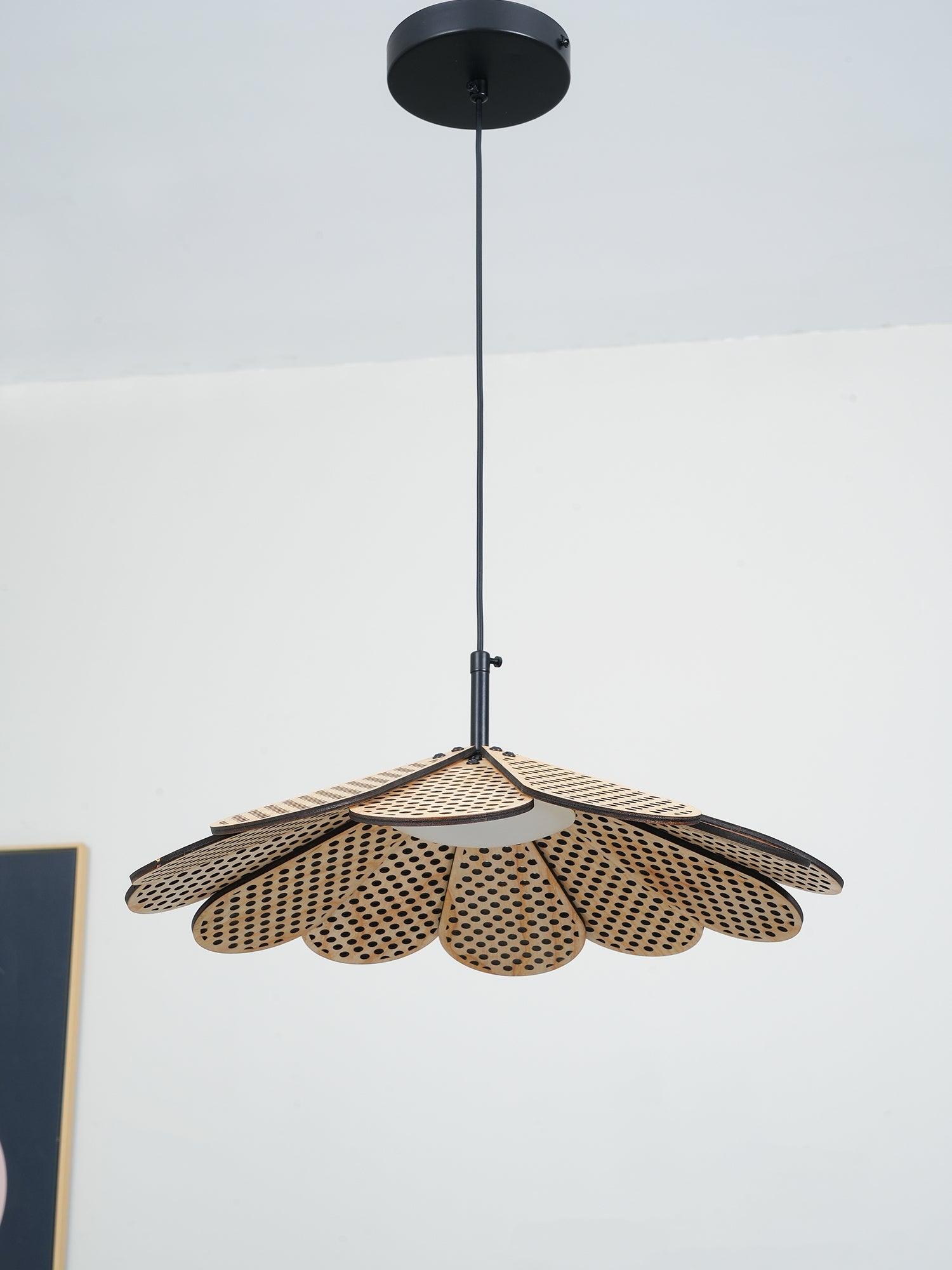 Hollyhock Pendant Light - Lumpaz