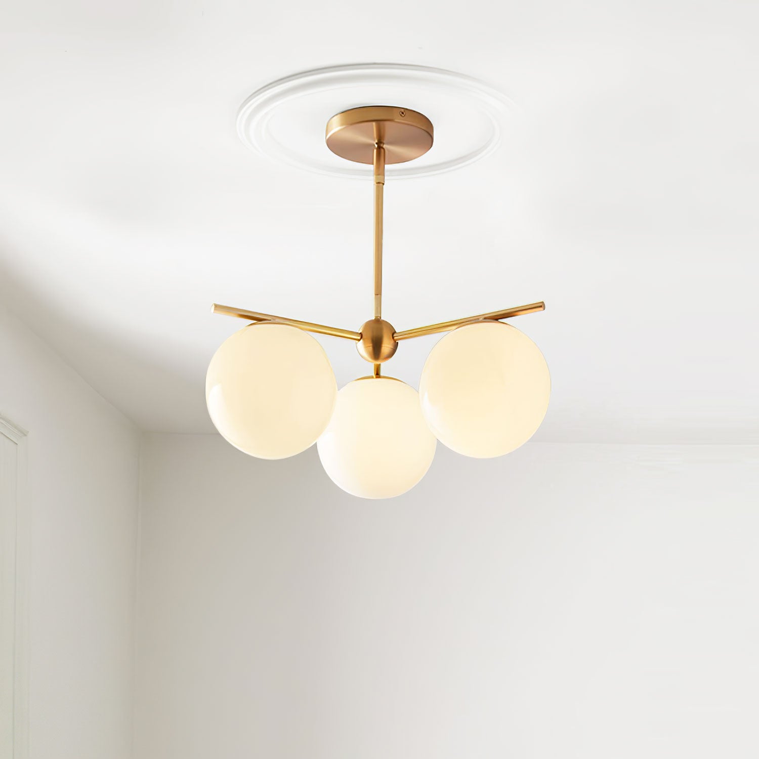 Sphere & Stem Chandelier - Lumpaz