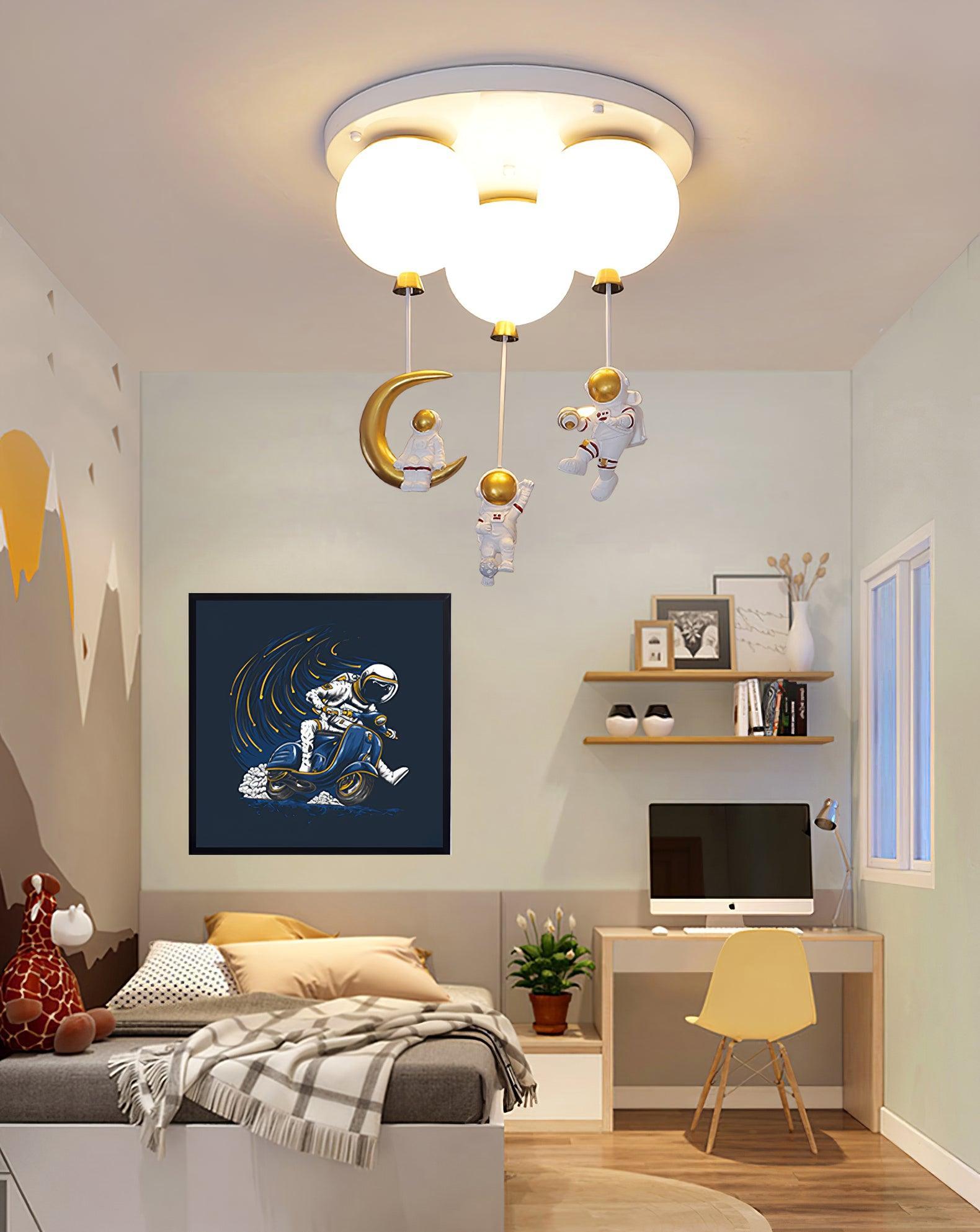 Astronaut Glossy Balloon Ceiling Lamp - Lumpaz