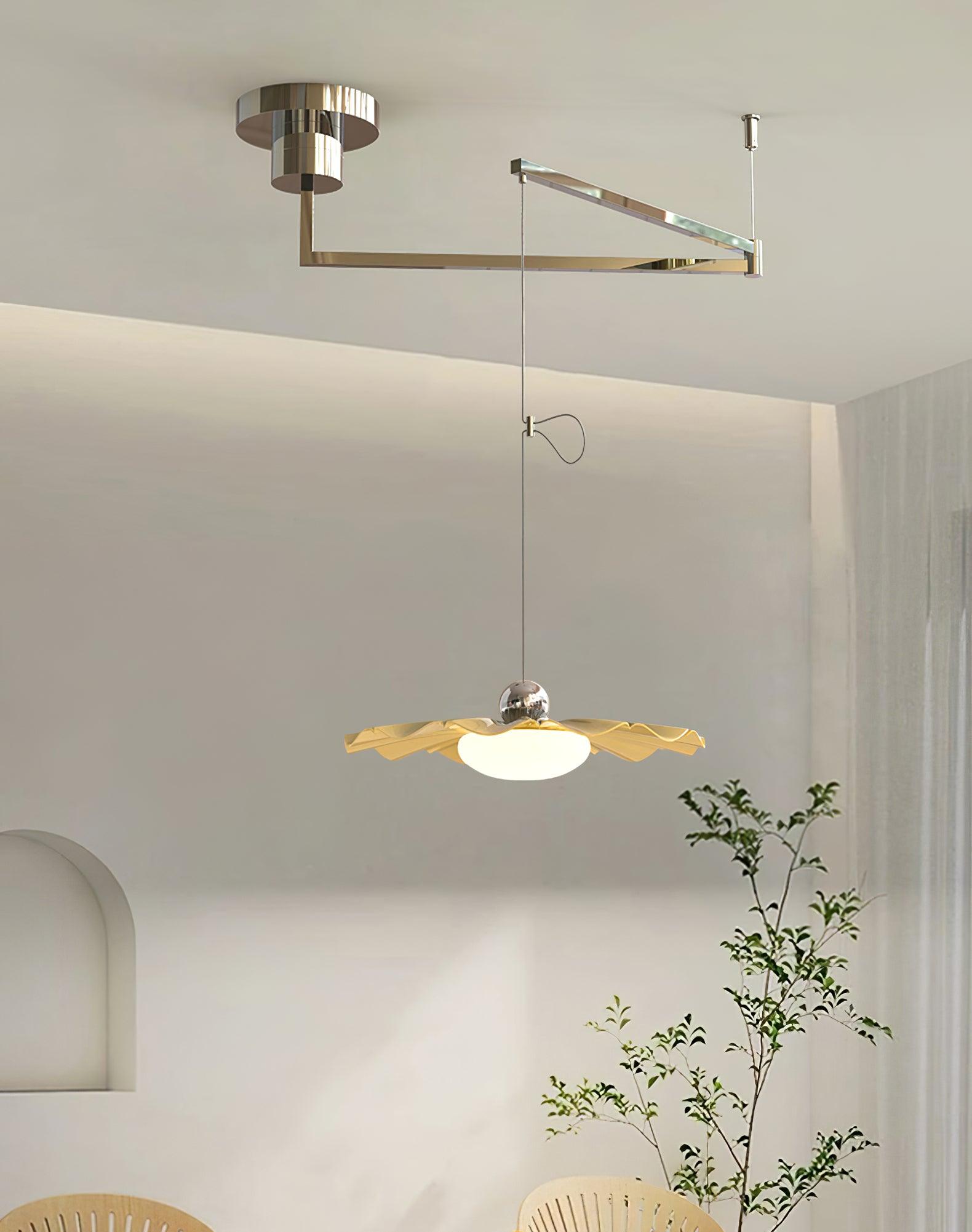 Blooming Flower Pendant Light - Lumpaz