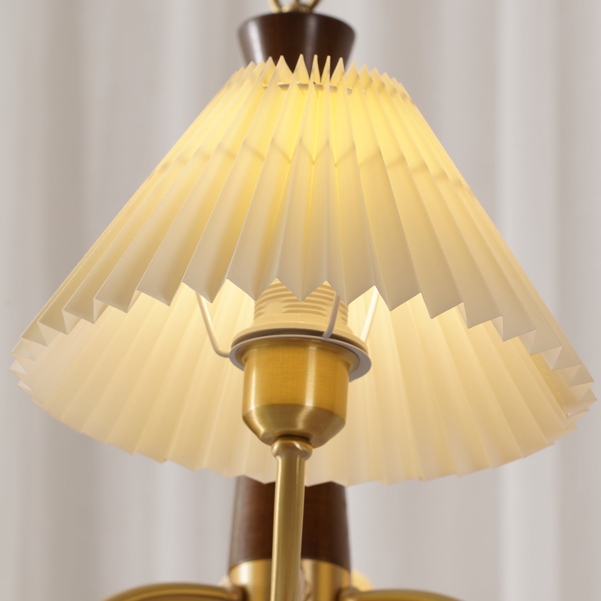 Pleated Chandelier - Lumpaz