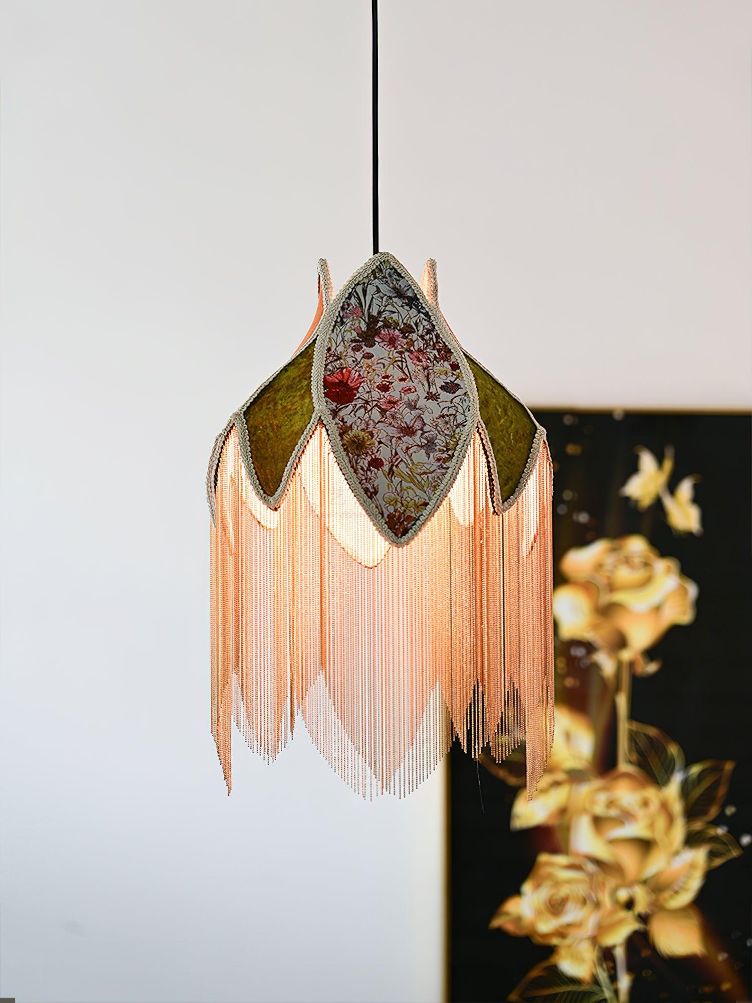 Bette Fringed Pendant Lamp - Lumpaz