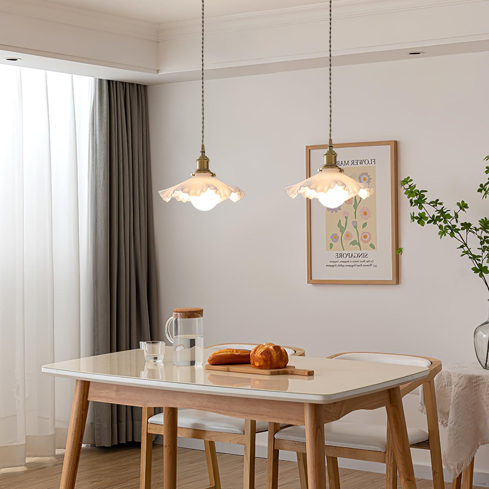 Small Floral Pendant Lamp - Lumpaz