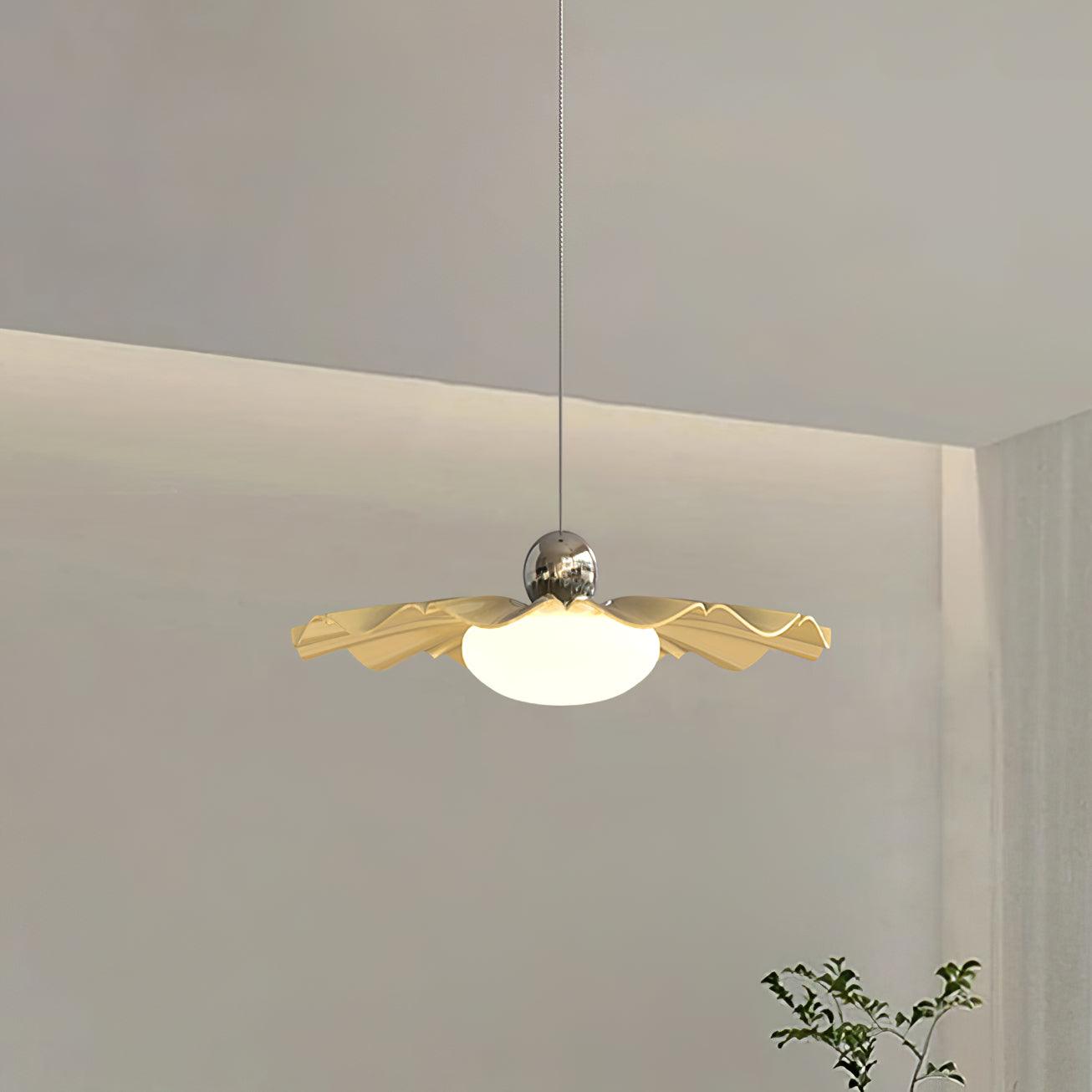 Blooming Flower Pendant Light - Lumpaz