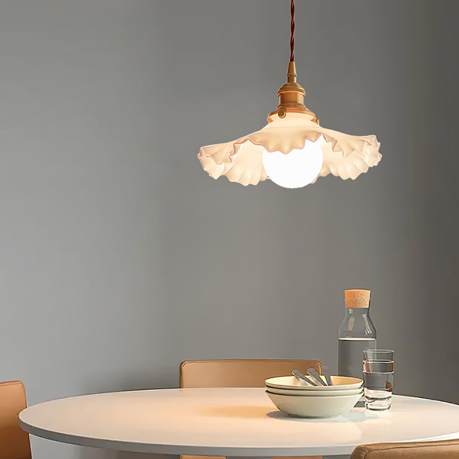 Small Floral Pendant Lamp - Lumpaz