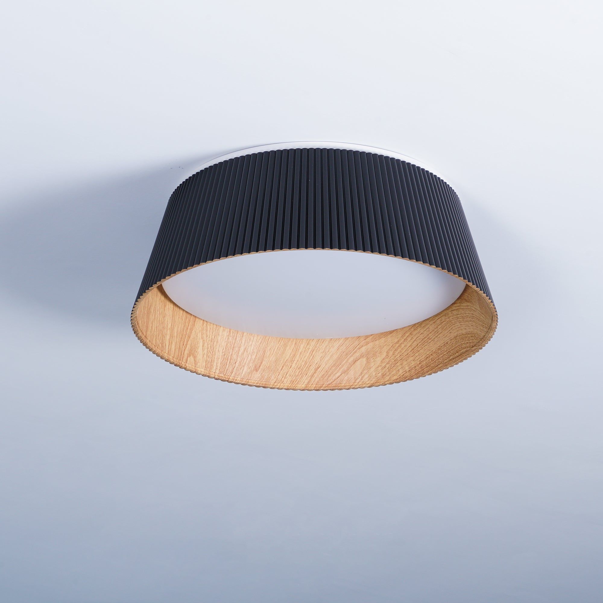 Modern Ribbed Ceiling Light - Lumpaz