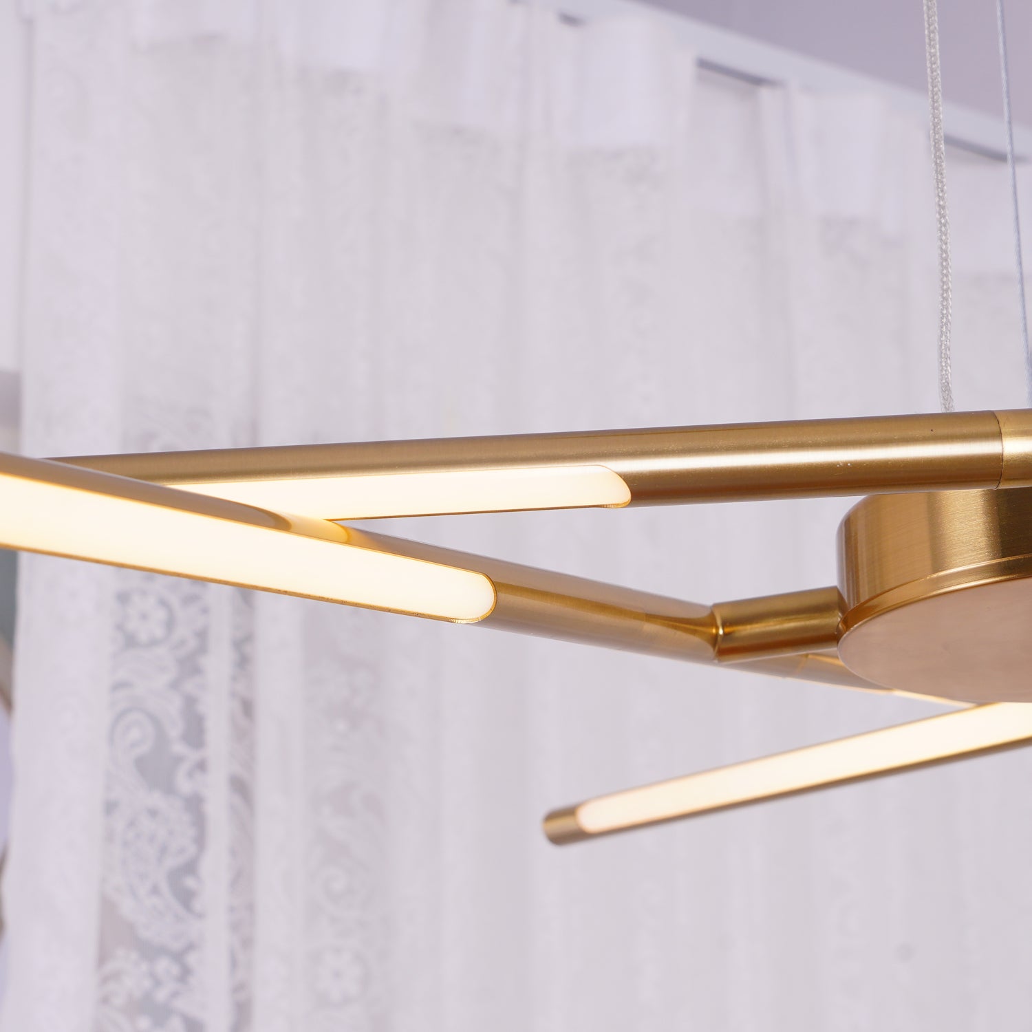Rotatable LED Chandelier - Lumpaz
