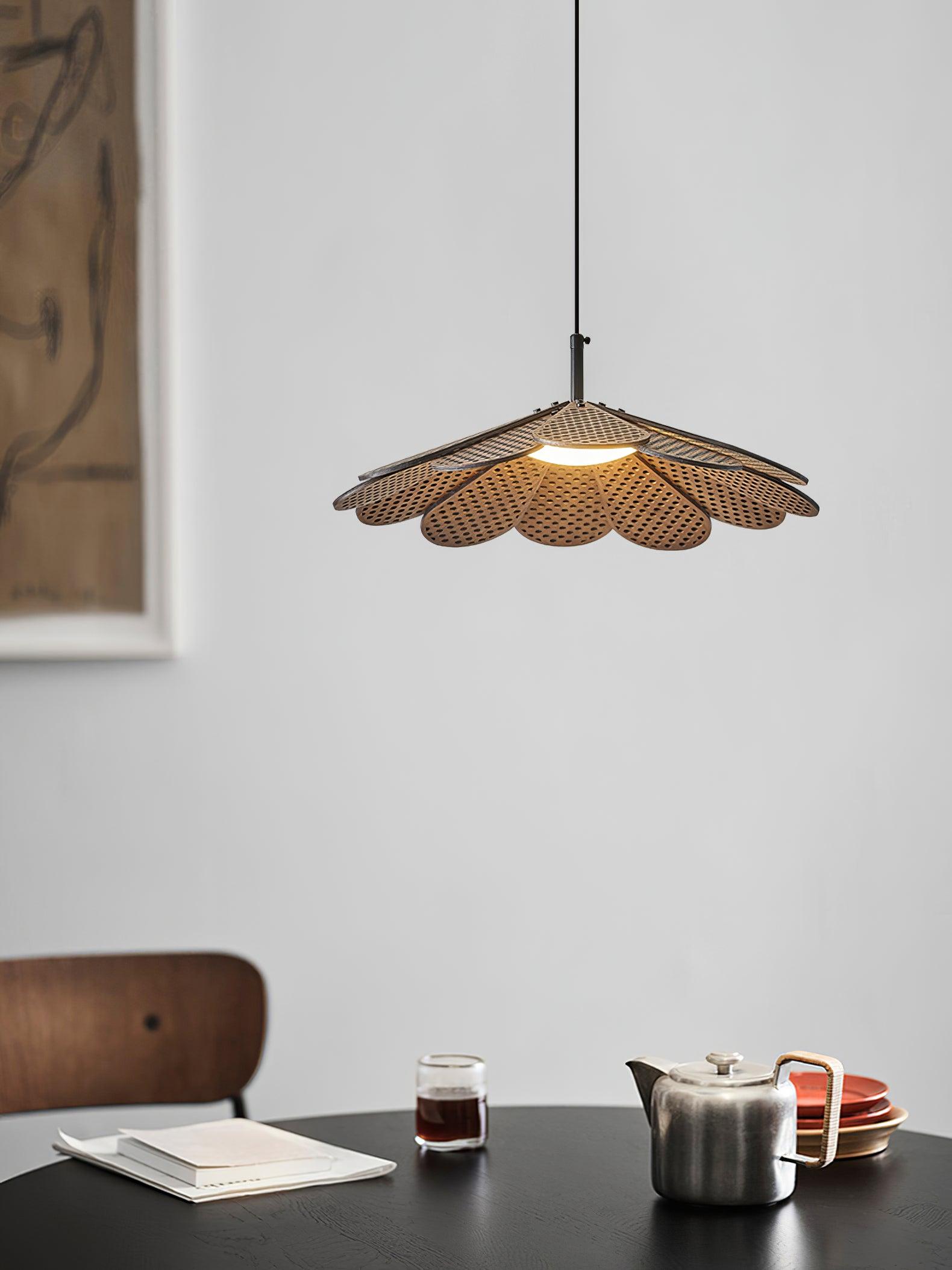 Hollyhock Pendant Light - Lumpaz