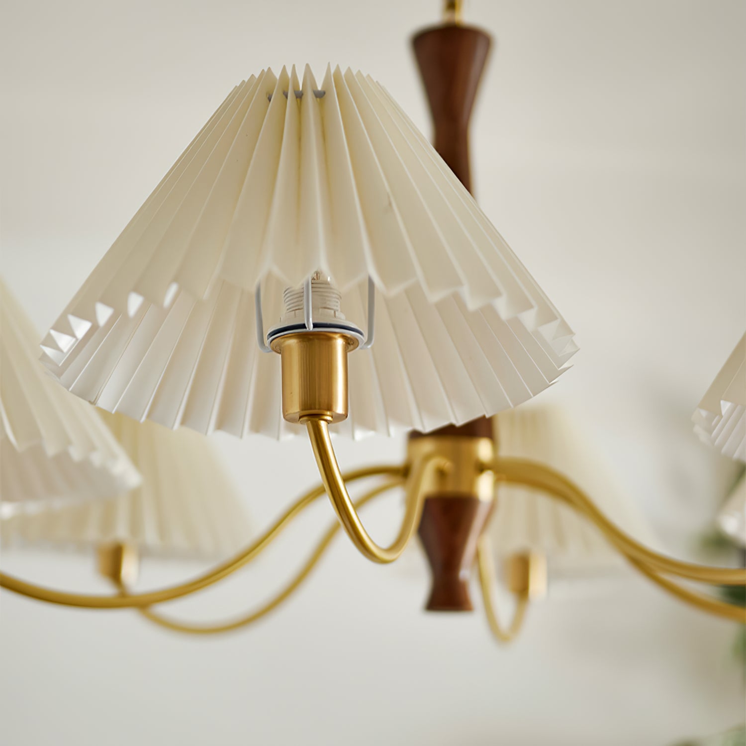 Pleated Chandelier - Lumpaz