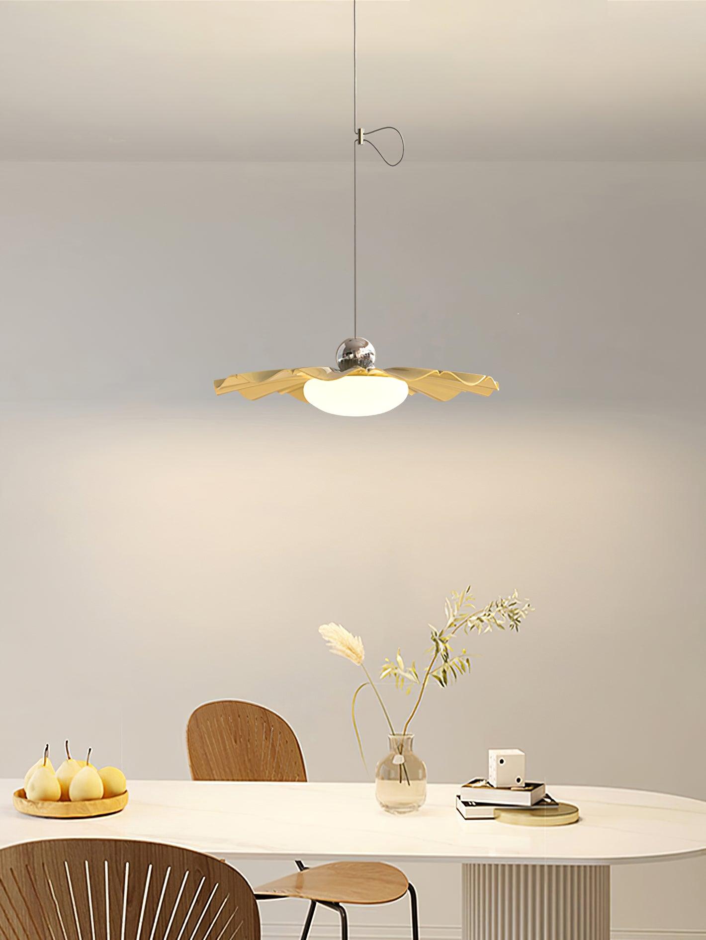 Blooming Flower Pendant Light - Lumpaz