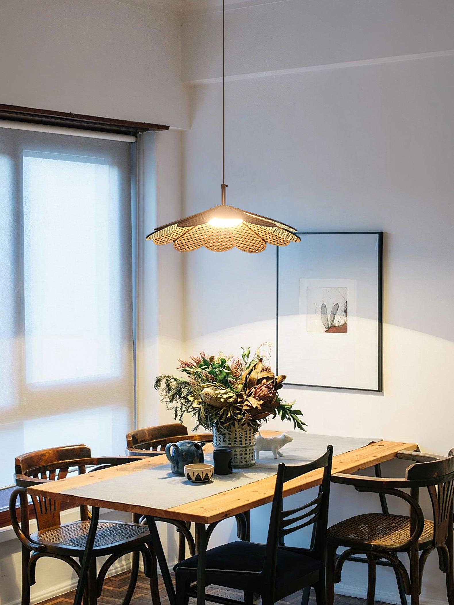 Hollyhock Pendant Light - Lumpaz