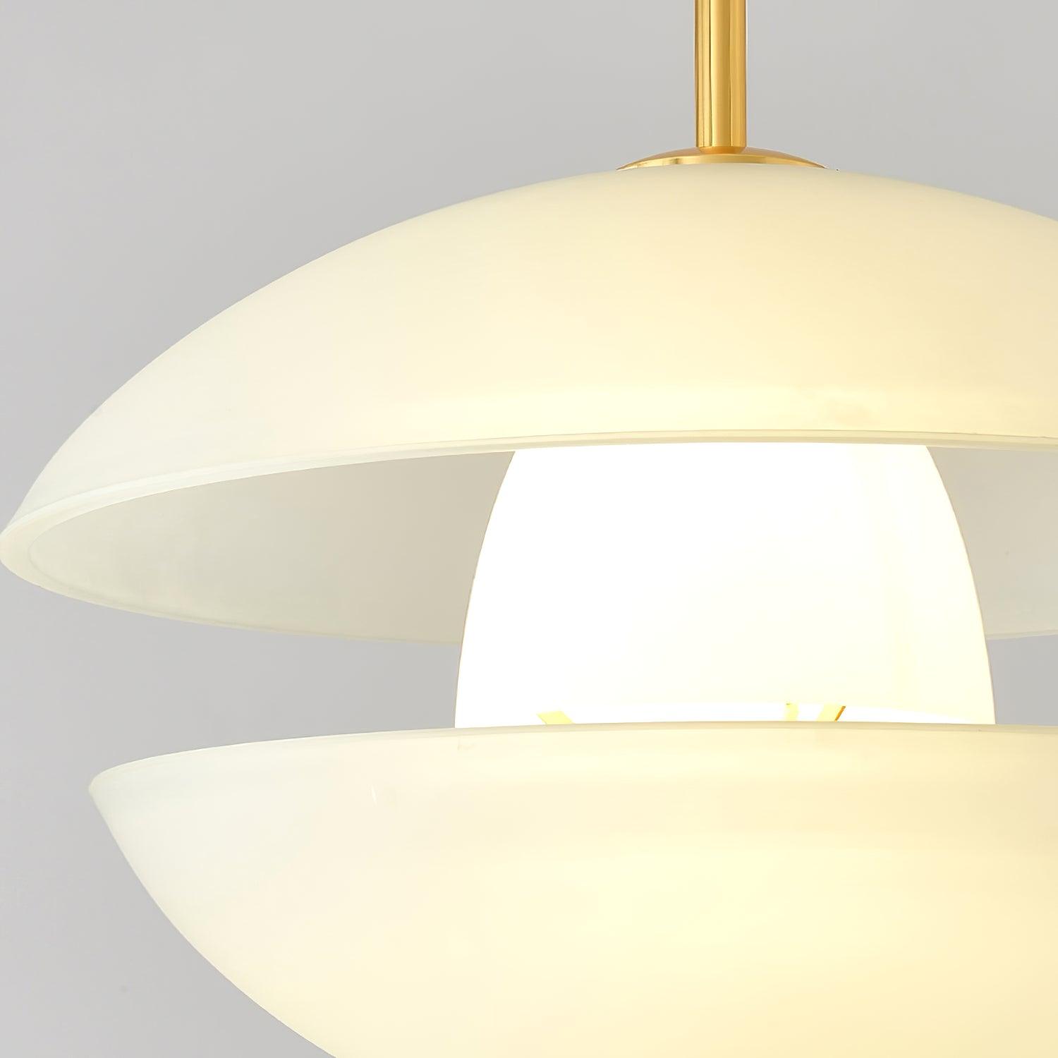 Miller Shell Pendant Light - Lumpaz