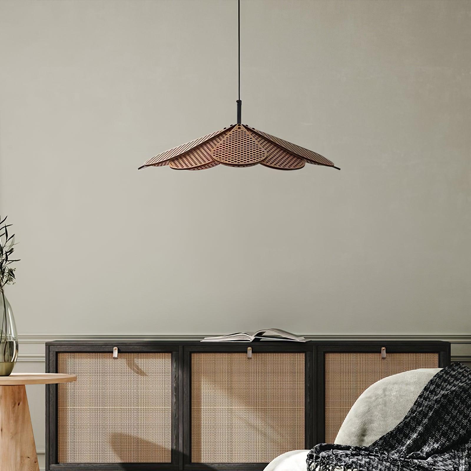 Hollyhock Pendant Light - Lumpaz