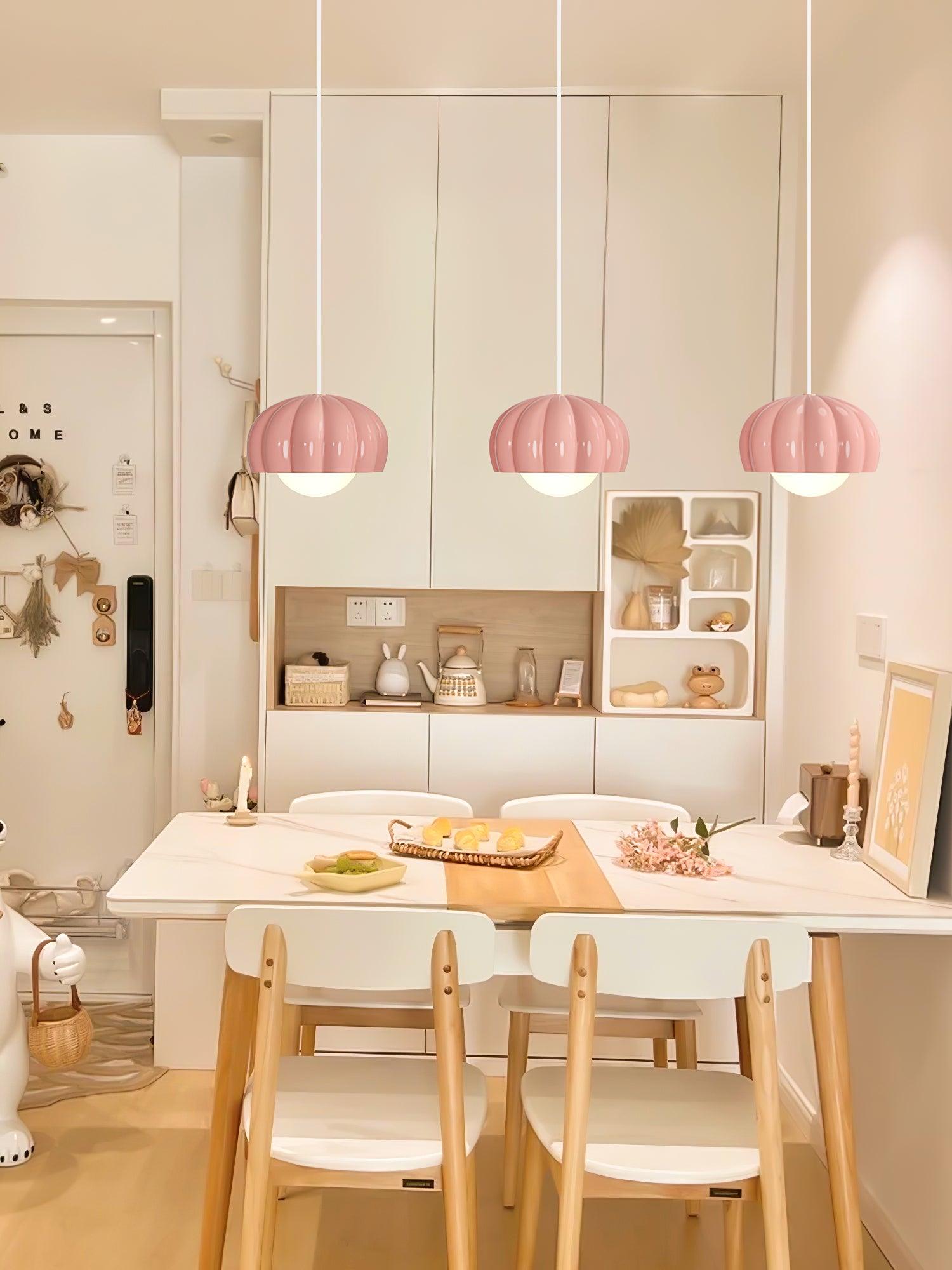 Creamy Pumpkin Pendant Light - Lumpaz