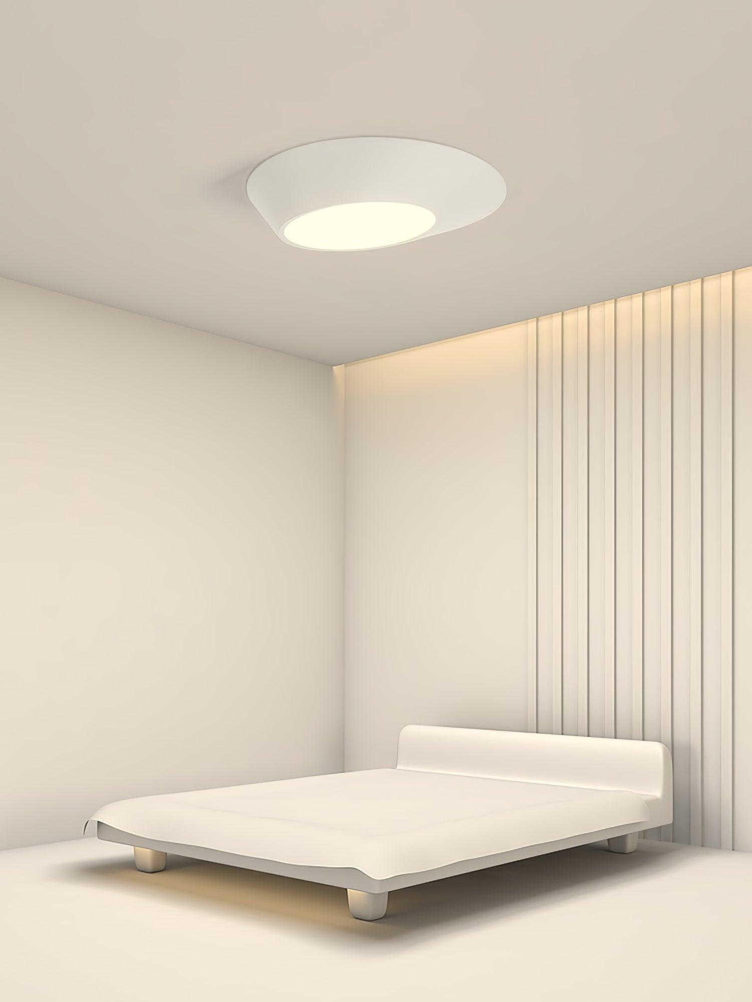 Angled Ceiling Light - Lumpaz