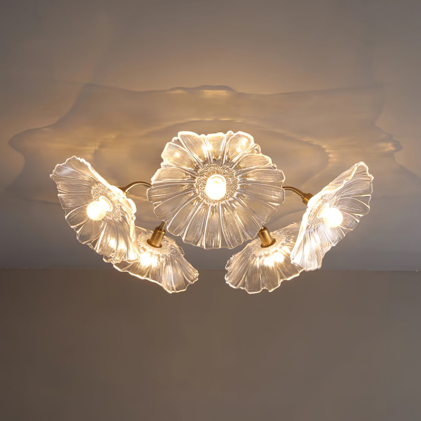 Lotus Leaf Glass Ceiling Lamp - Lumpaz