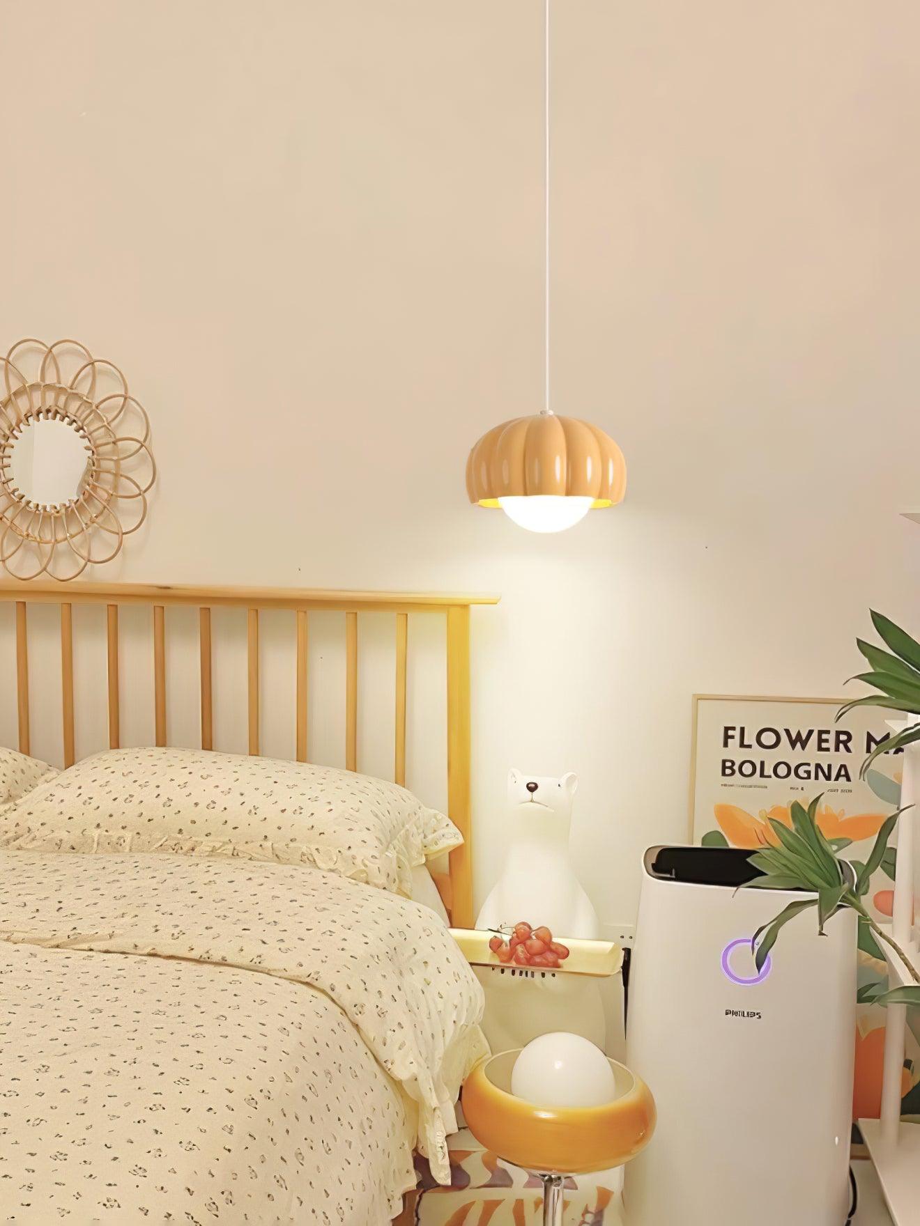 Creamy Pumpkin Pendant Light - Lumpaz
