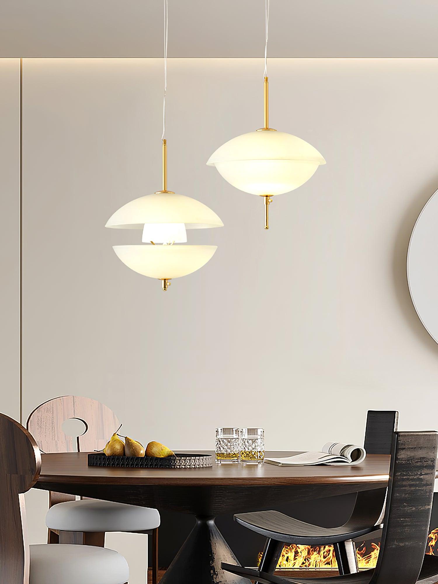 Miller Shell Pendant Light - Lumpaz