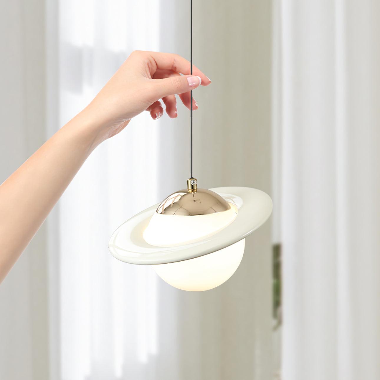 Saturn Planet Pendant Lamp - Lumpaz