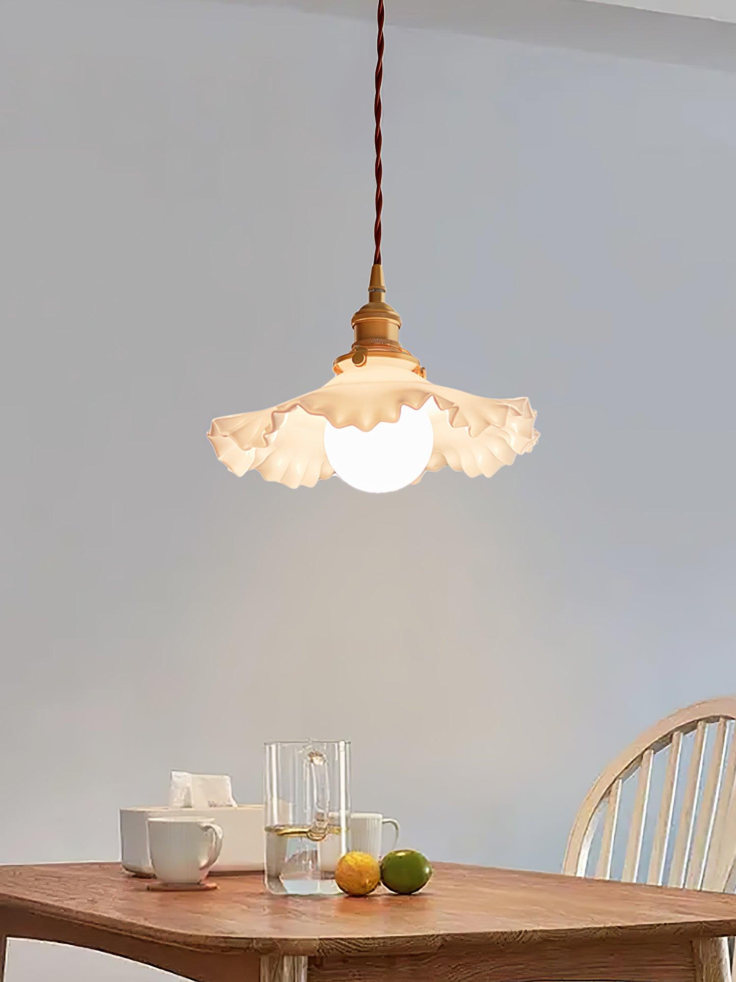 Small Floral Pendant Lamp - Lumpaz