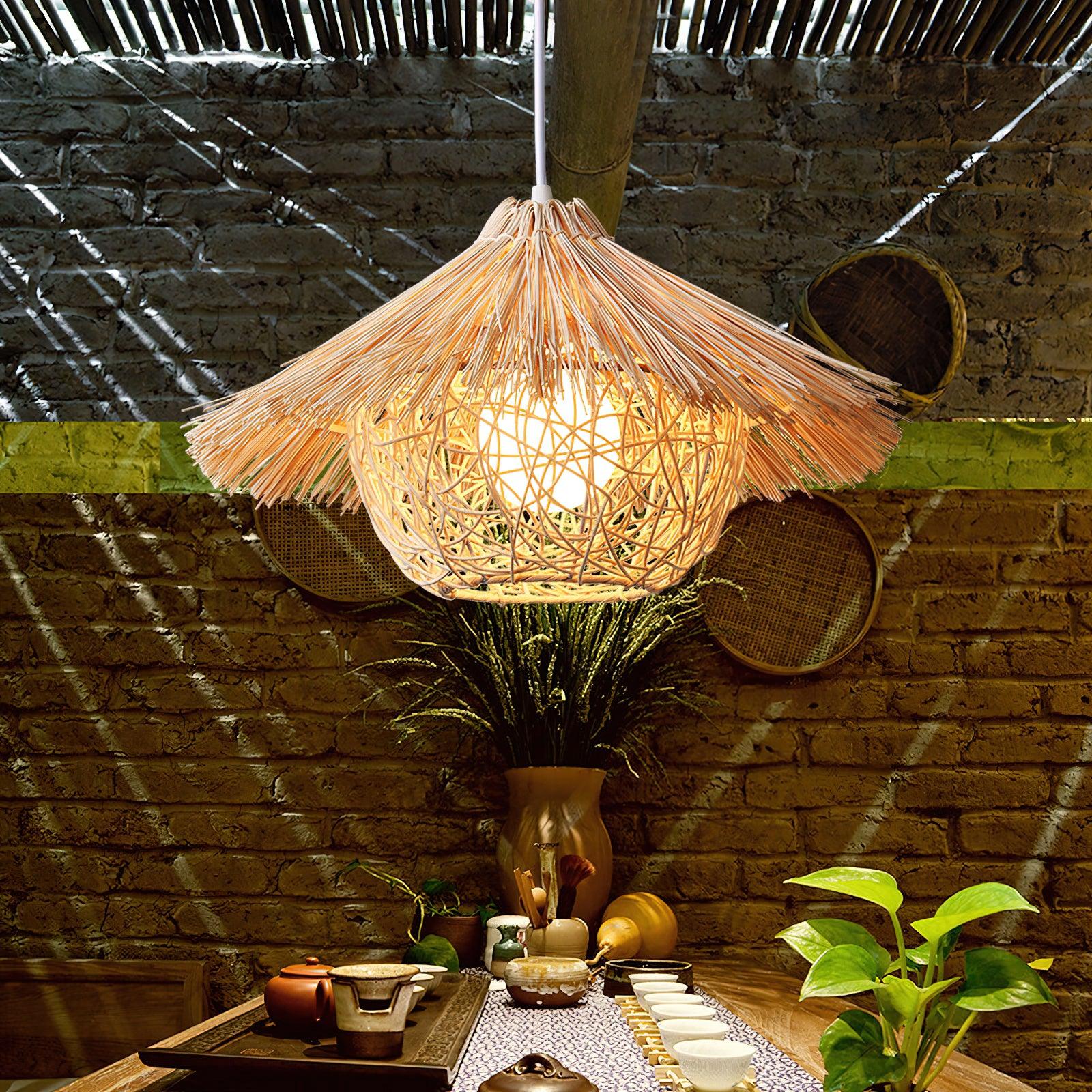 Straw Hat Pendant Light - Lumpaz