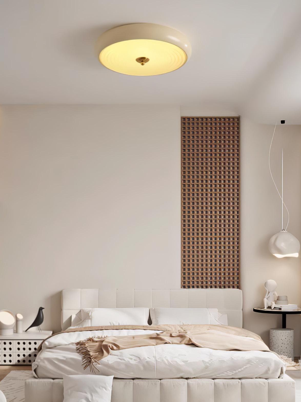 Ripple Cream Ceiling Lamp - Lumpaz