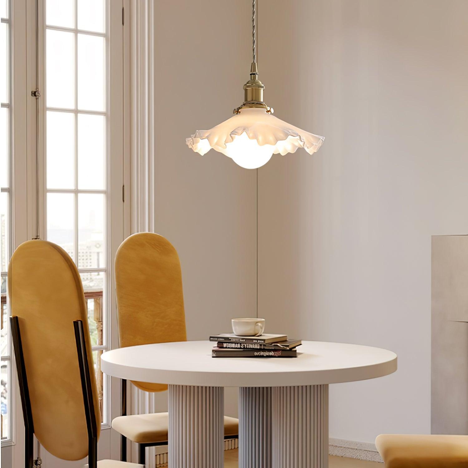 Small Floral Pendant Lamp - Lumpaz