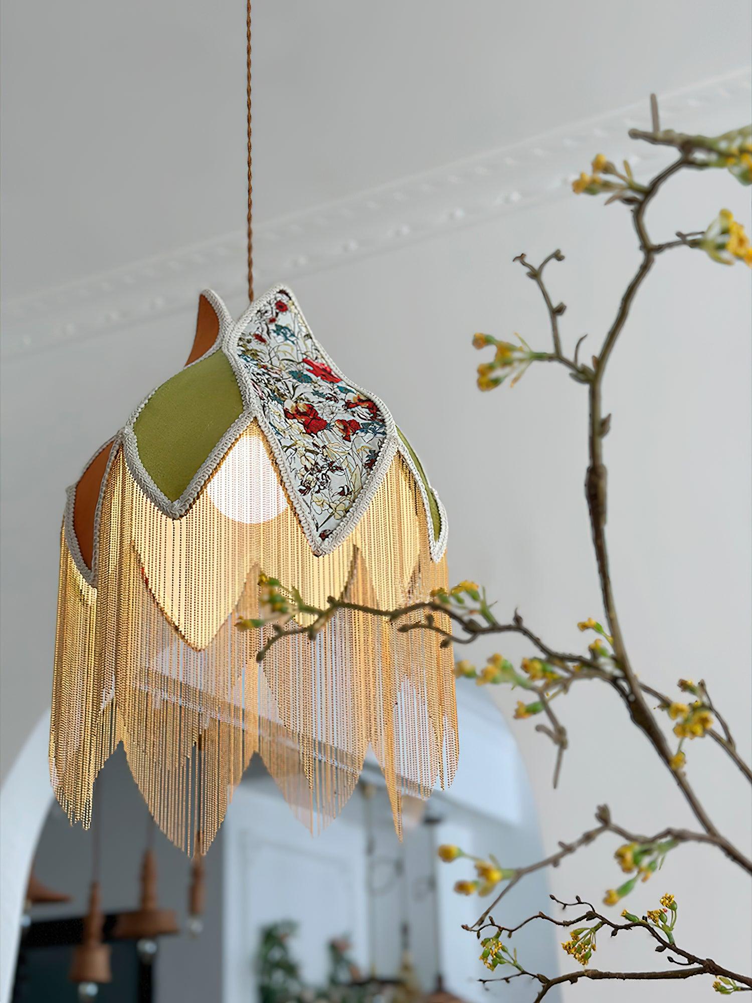 Bette Fringed Pendant Lamp - Lumpaz