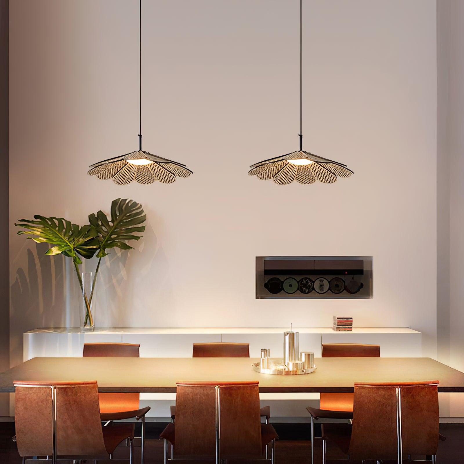 Hollyhock Pendant Light - Lumpaz