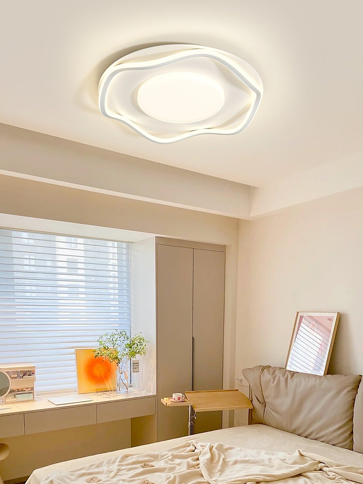 Minimalist Cloud Shape Ceiling Lamp - Lumpaz