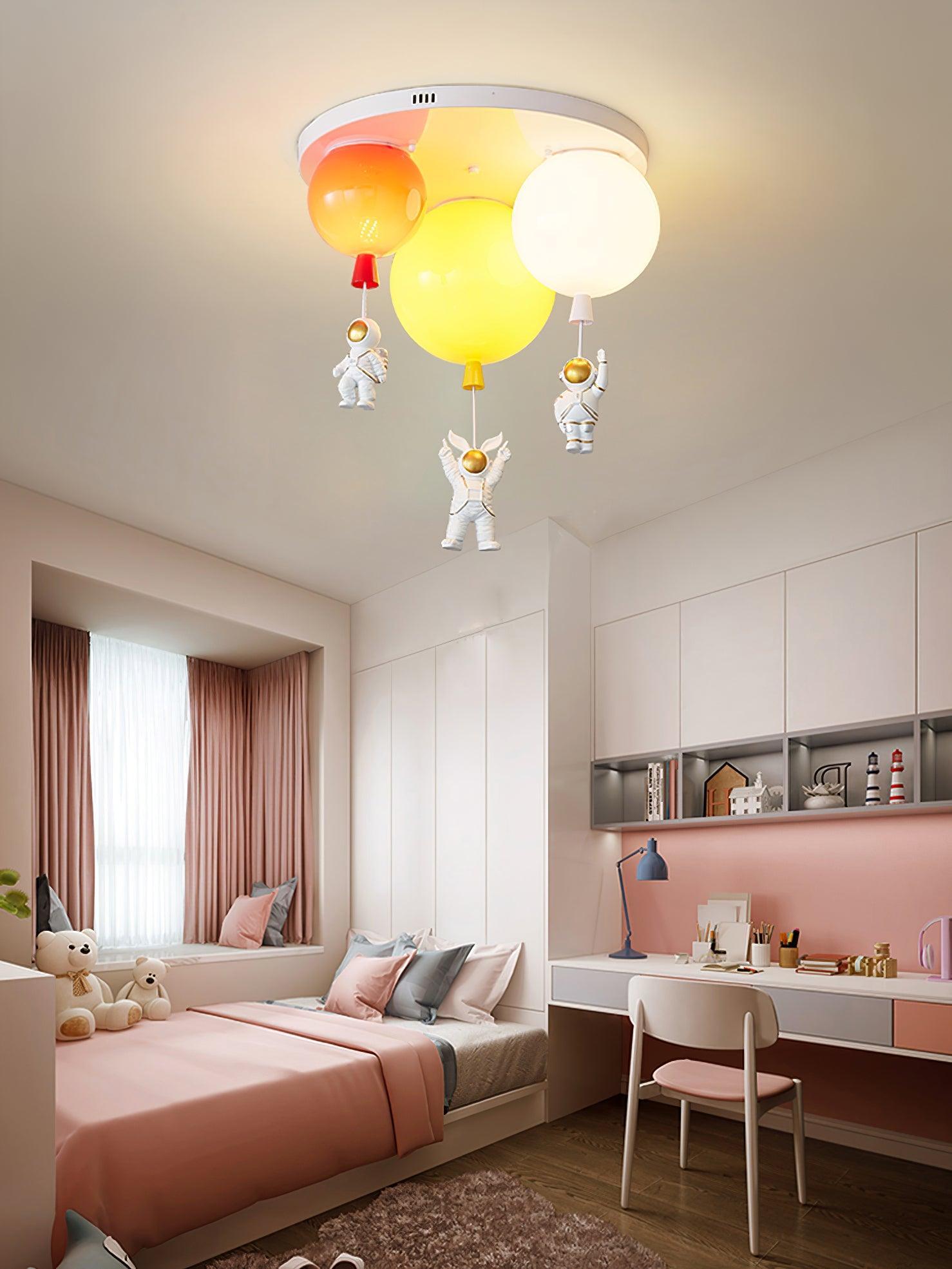 Astronaut Glossy Balloon Ceiling Lamp - Lumpaz