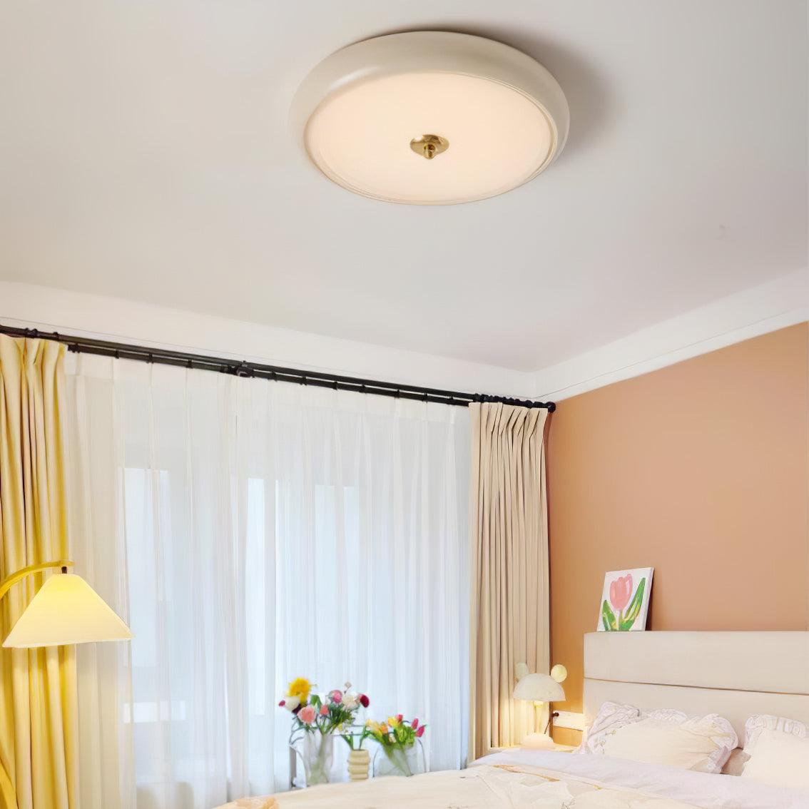 Ripple Cream Ceiling Lamp - Lumpaz