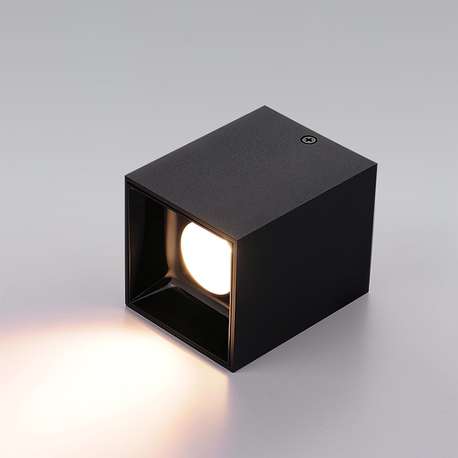 Cube Spotlight - Lumpaz