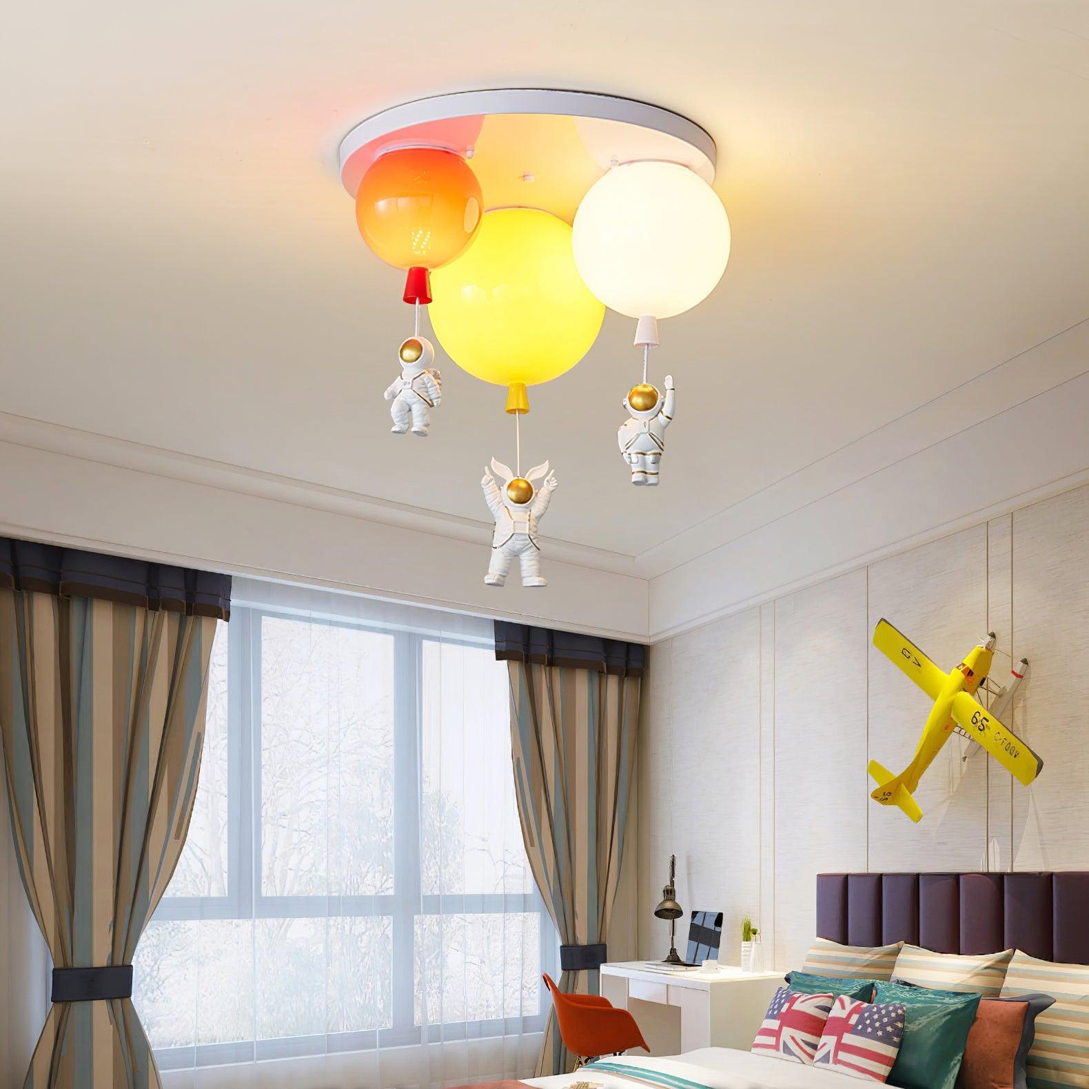 Astronaut Glossy Balloon Ceiling Lamp - Lumpaz