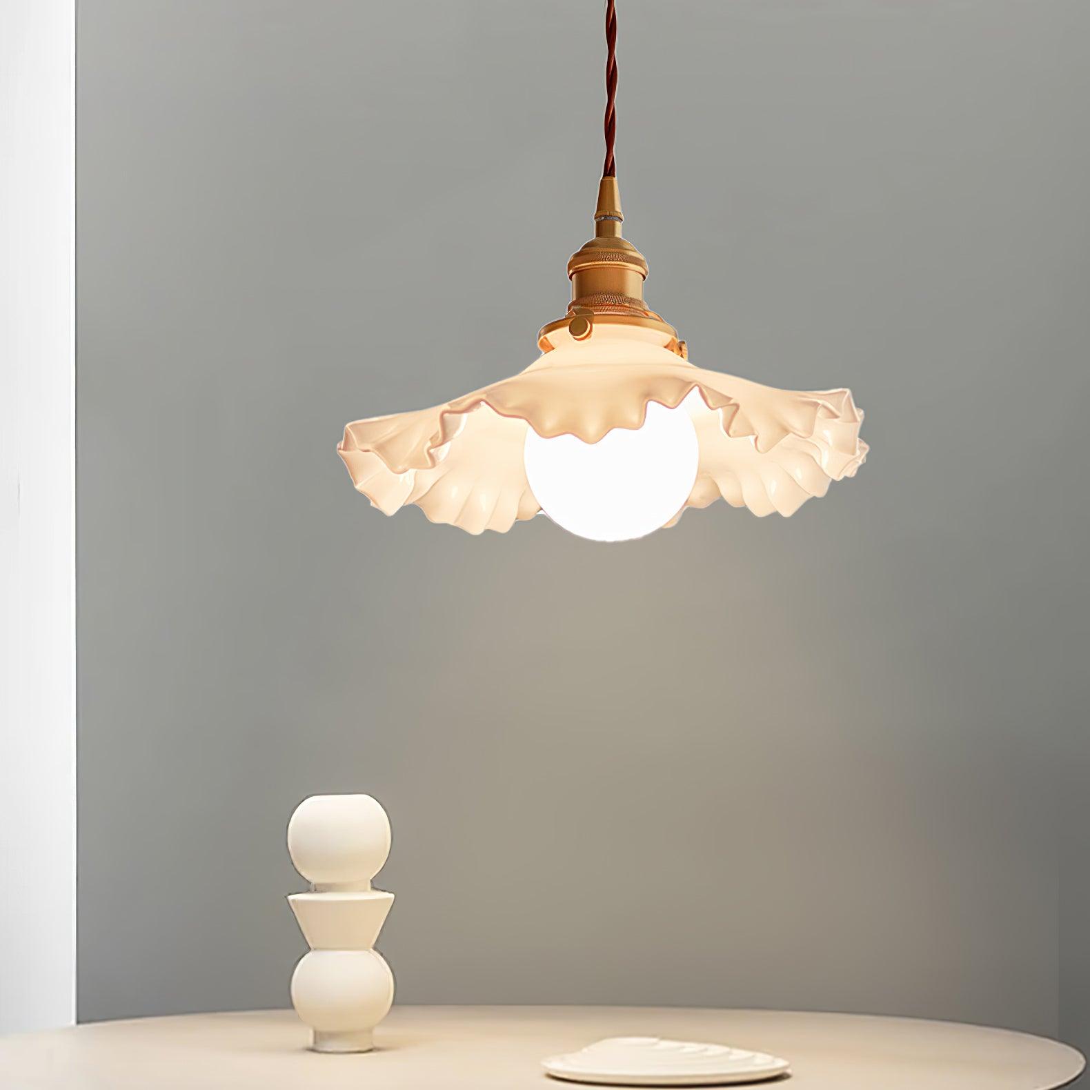 Small Floral Pendant Lamp - Lumpaz