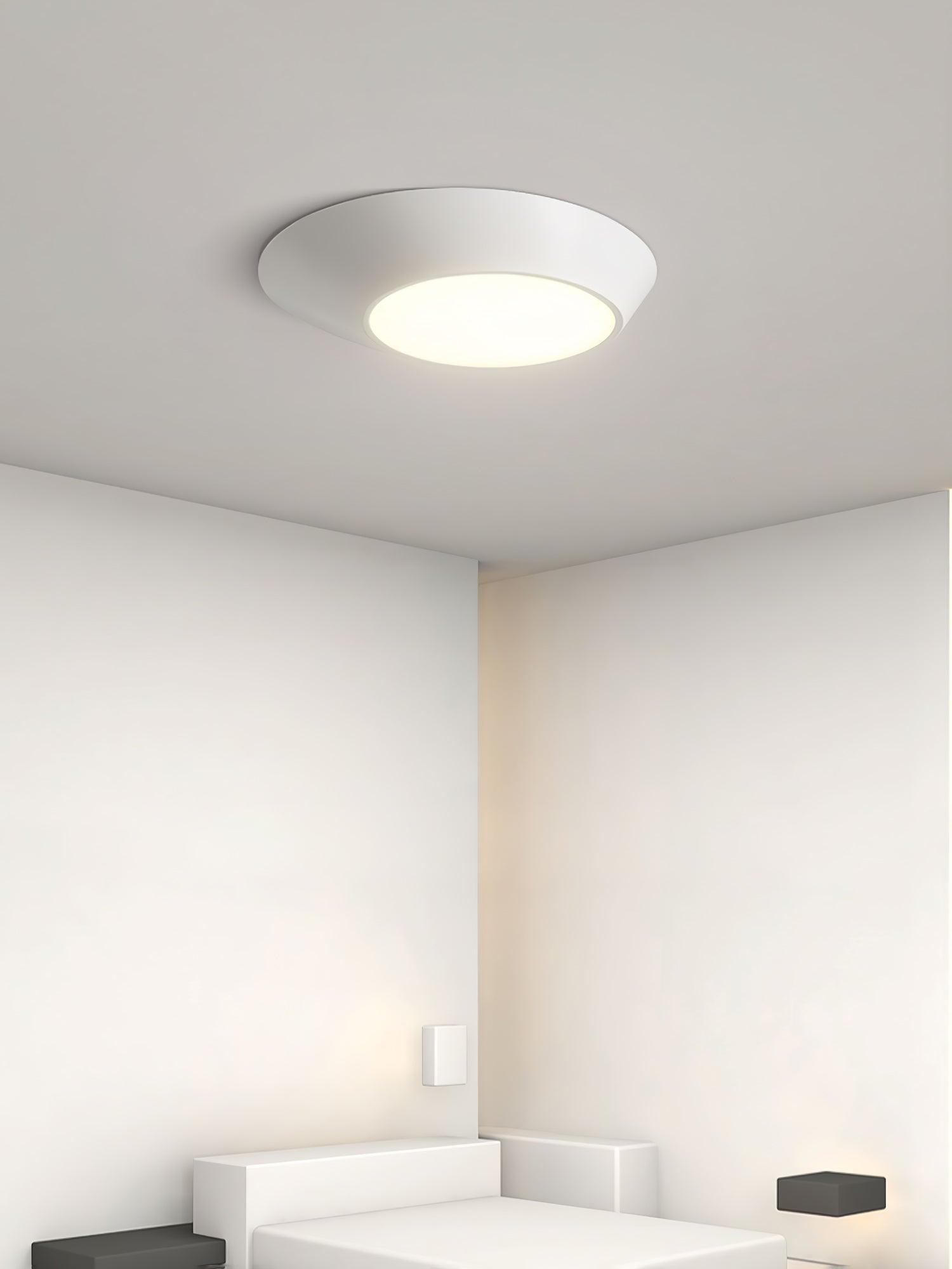 Angled Ceiling Light - Lumpaz