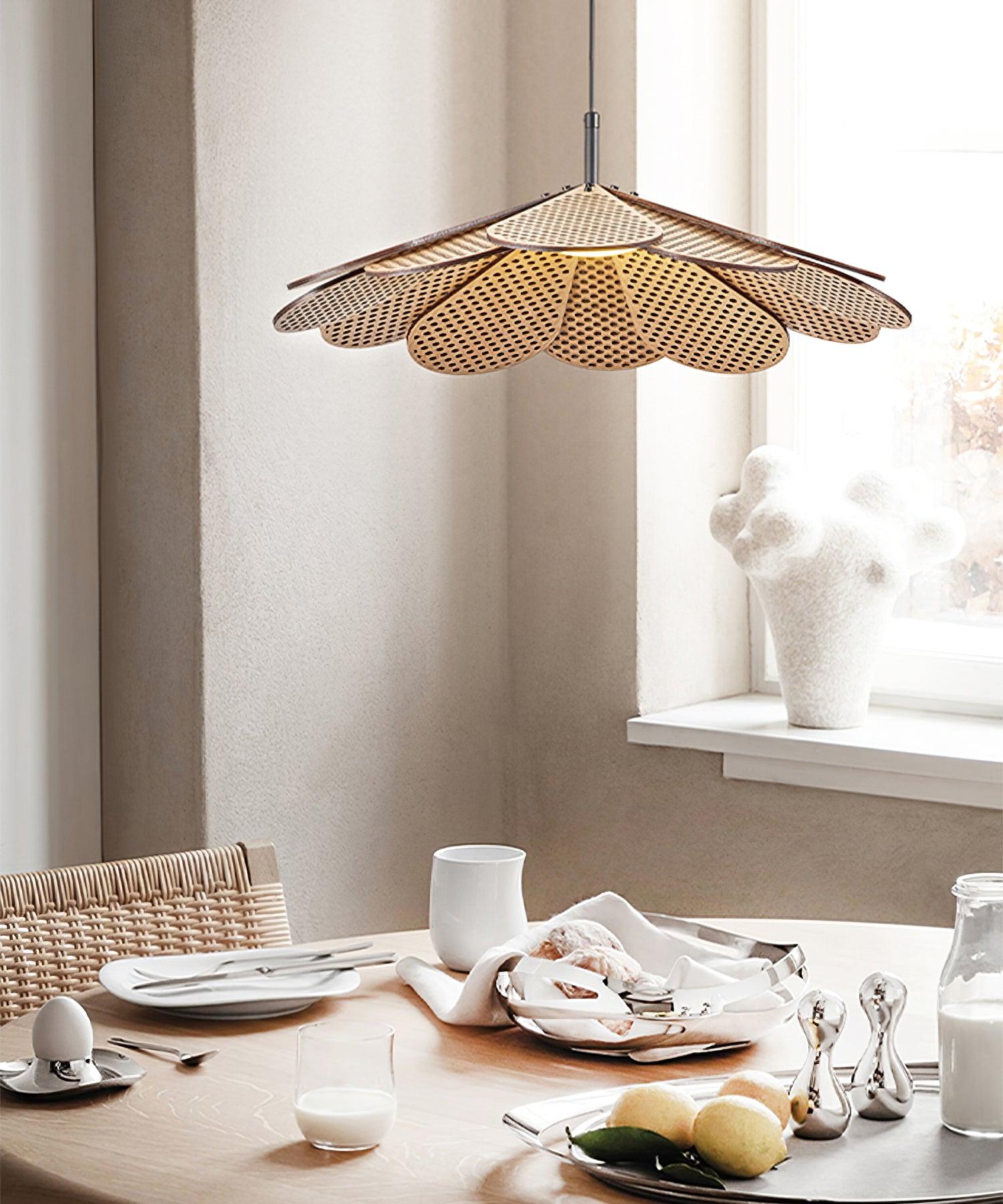 Hollyhock Pendant Light - Lumpaz