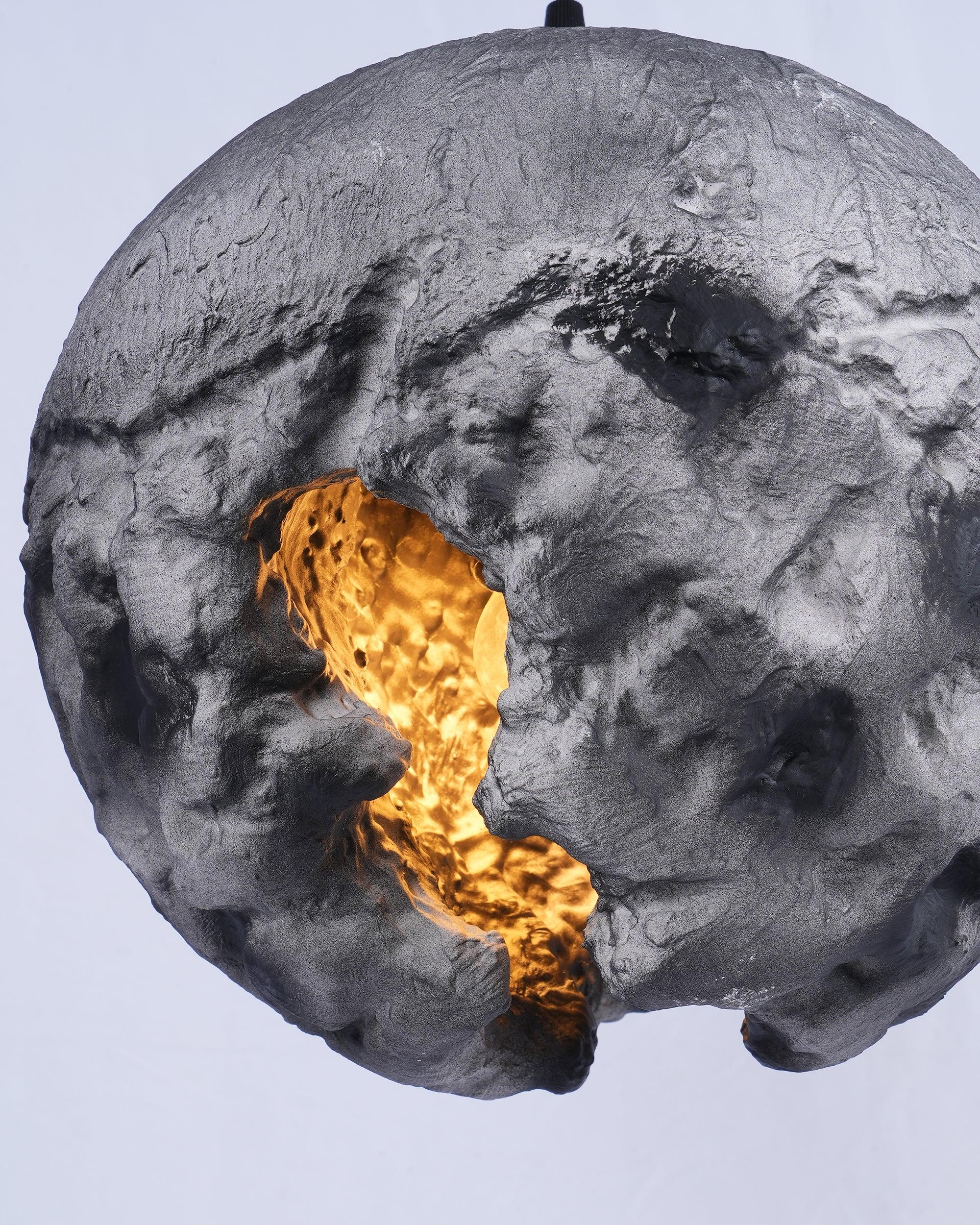 Irregular Planet Pendant Lamp - Lumpaz