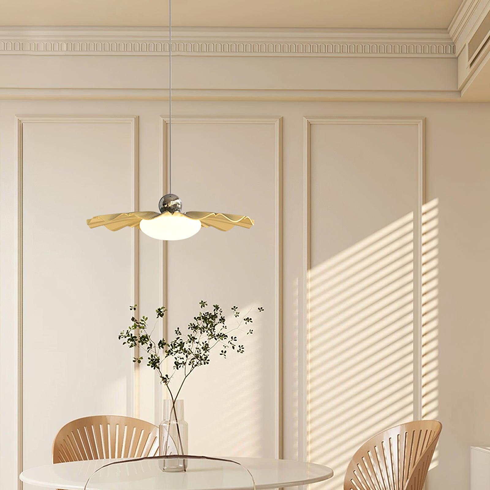 Blooming Flower Pendant Light - Lumpaz