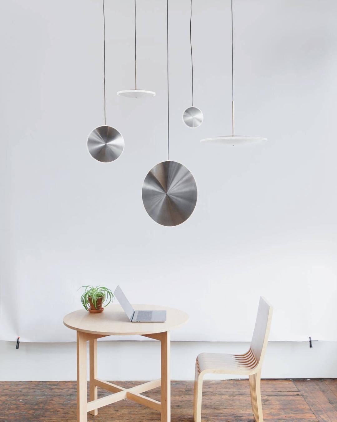 Chrona Dish Pendant Light - Lumpaz