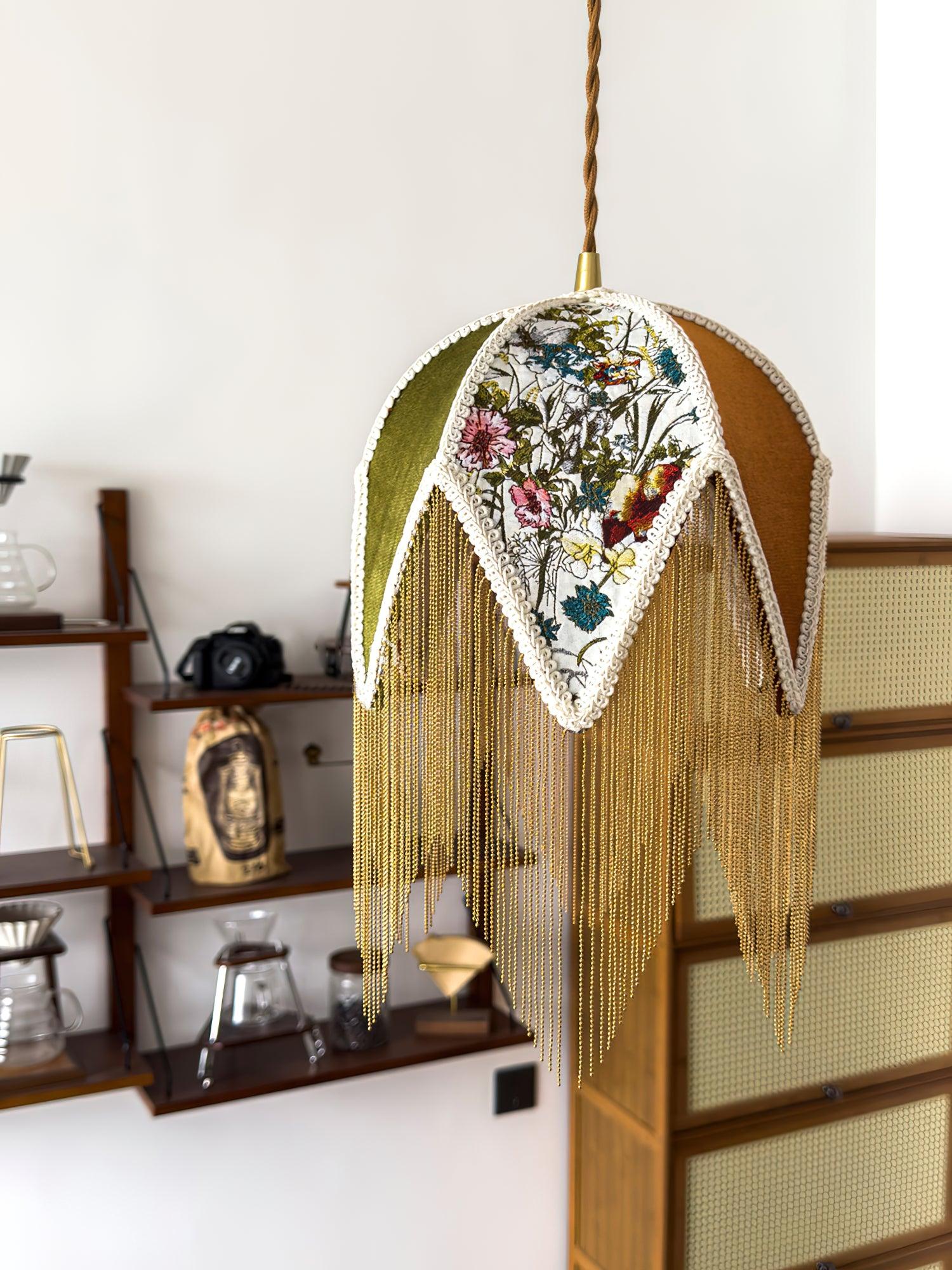 Bette Fringed Pendant Lamp - Lumpaz