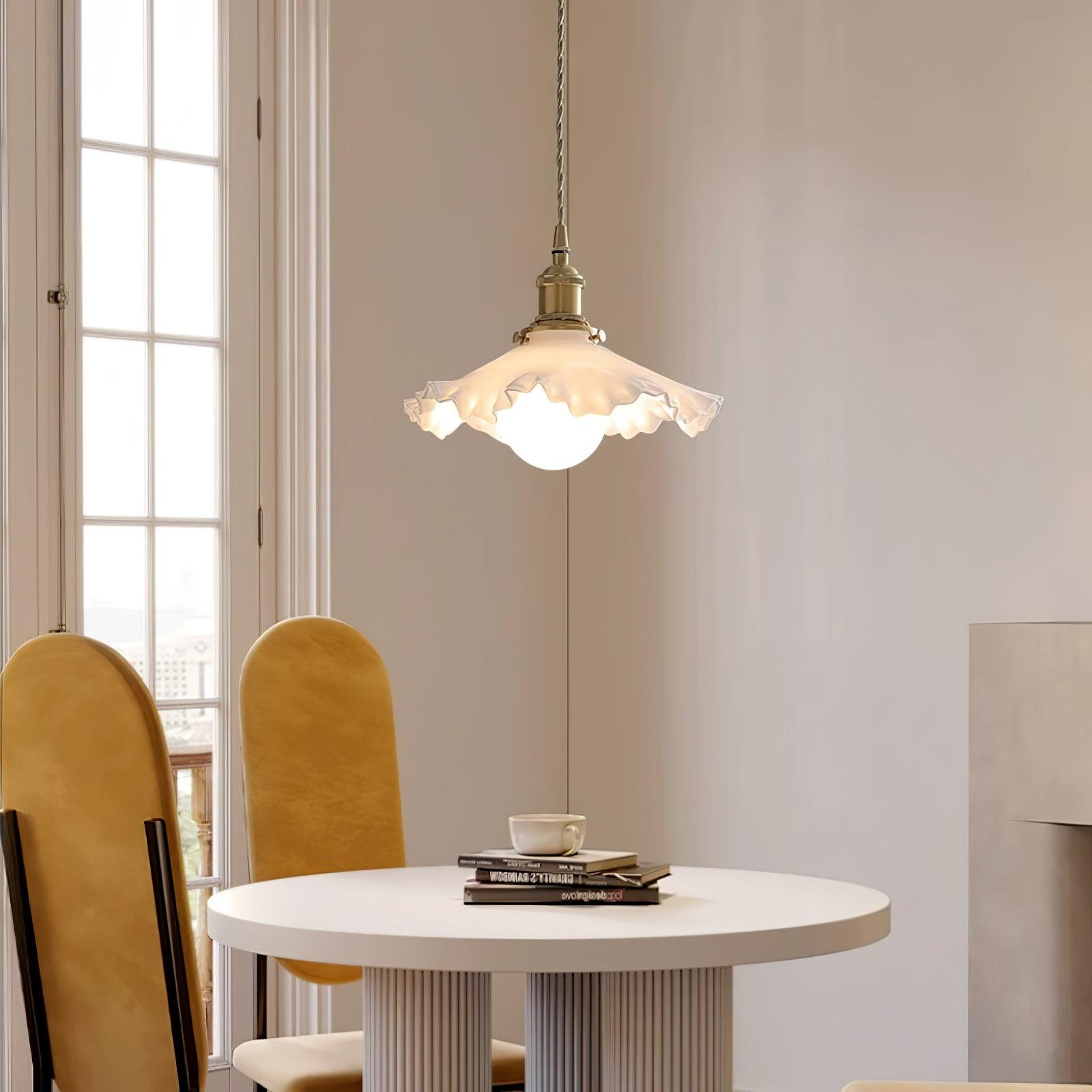 Small Floral Pendant Lamp - Lumpaz