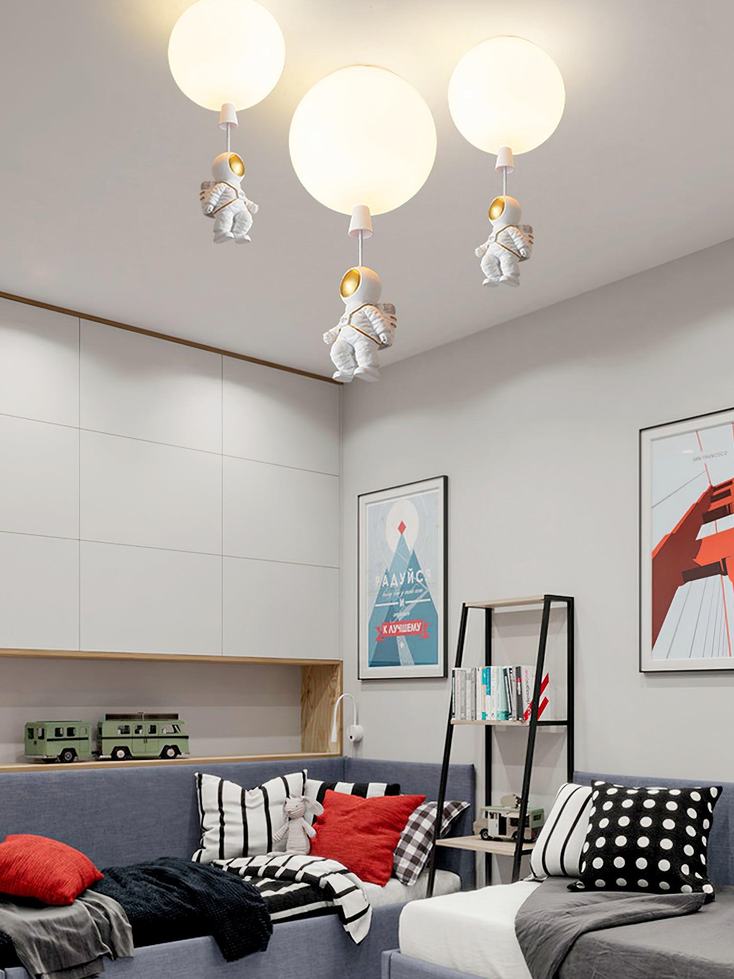 Frosted Balloon Ceiling Light - Lumpaz